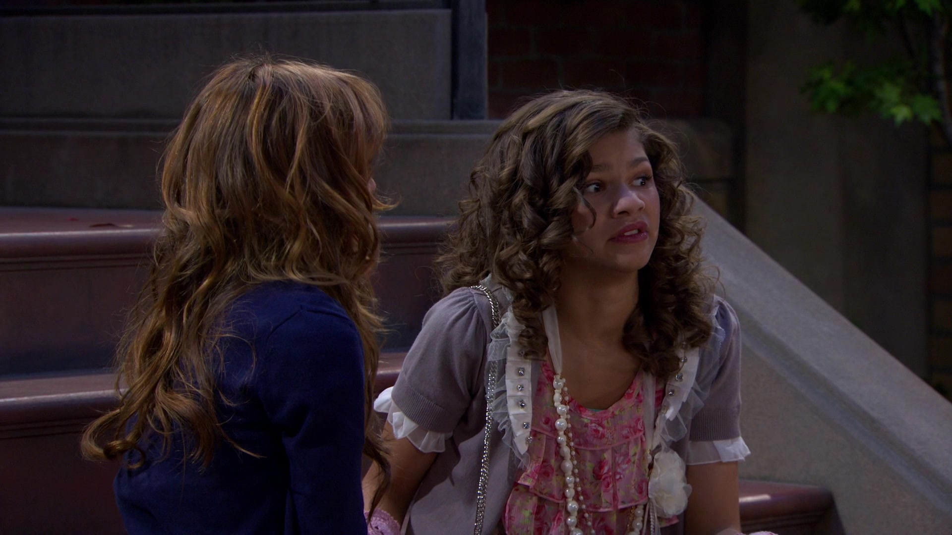 Shake_It_Up_S01E04_1080p_BTD_002824.jpg Shake_It_Up_S01E04_1080p_BTD_002824.jpg