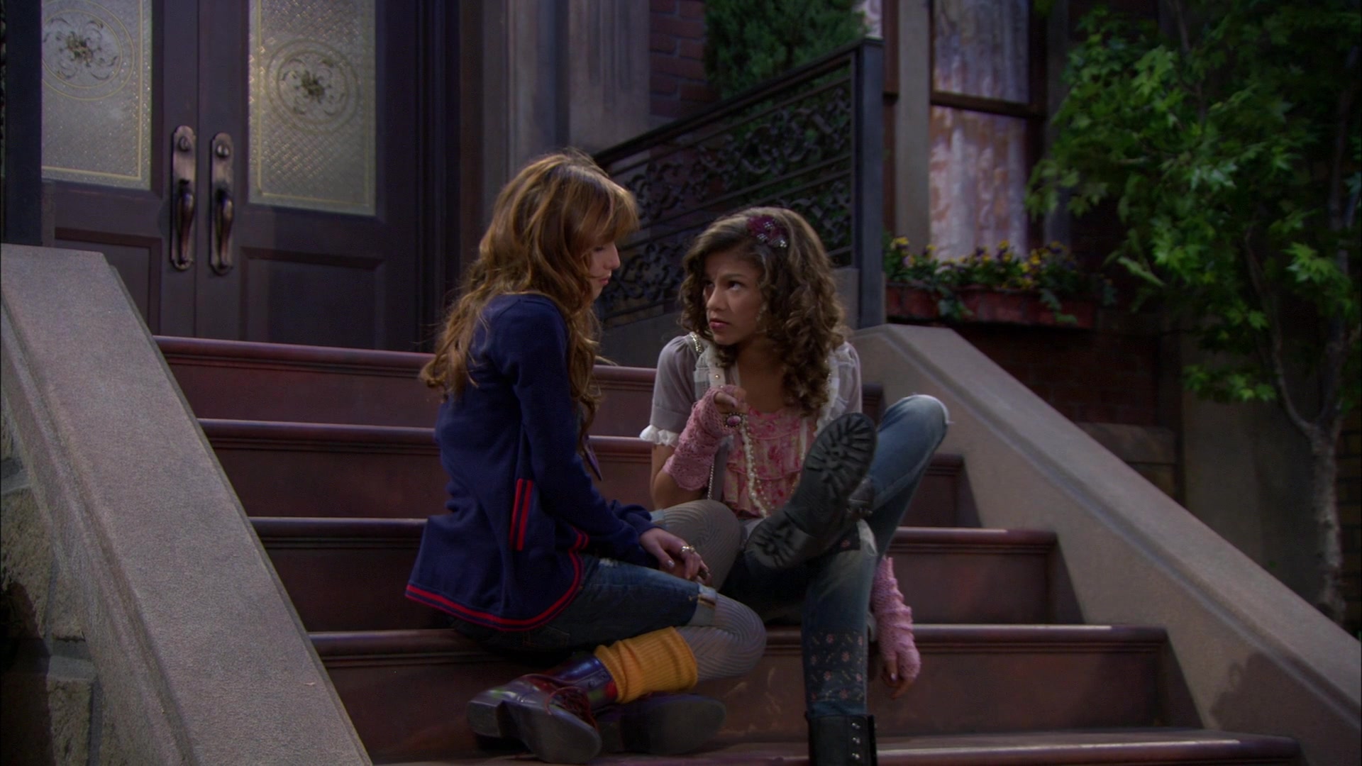 Shake_It_Up_S01E04_1080p_BTD_002841.jpg