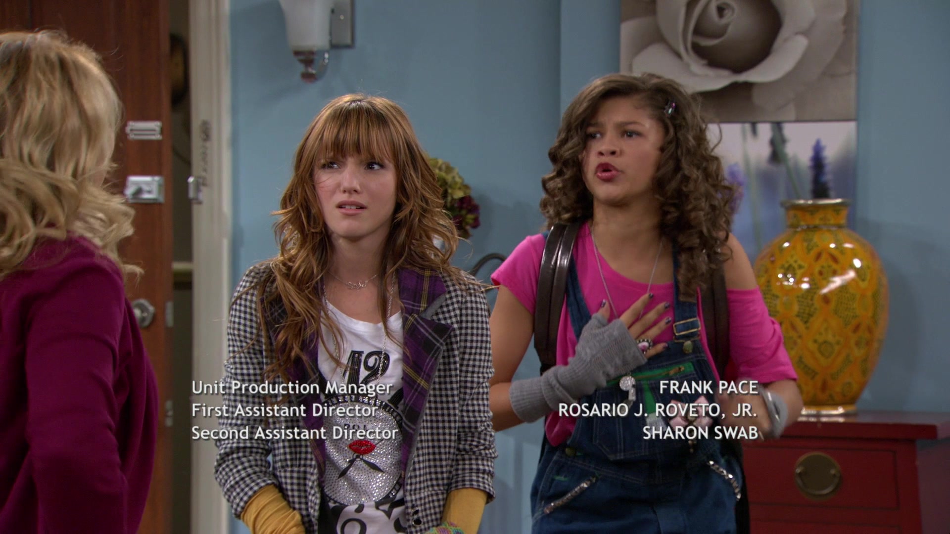 Shake_It_Up_S01E04_1080p_BTD_003077.jpg