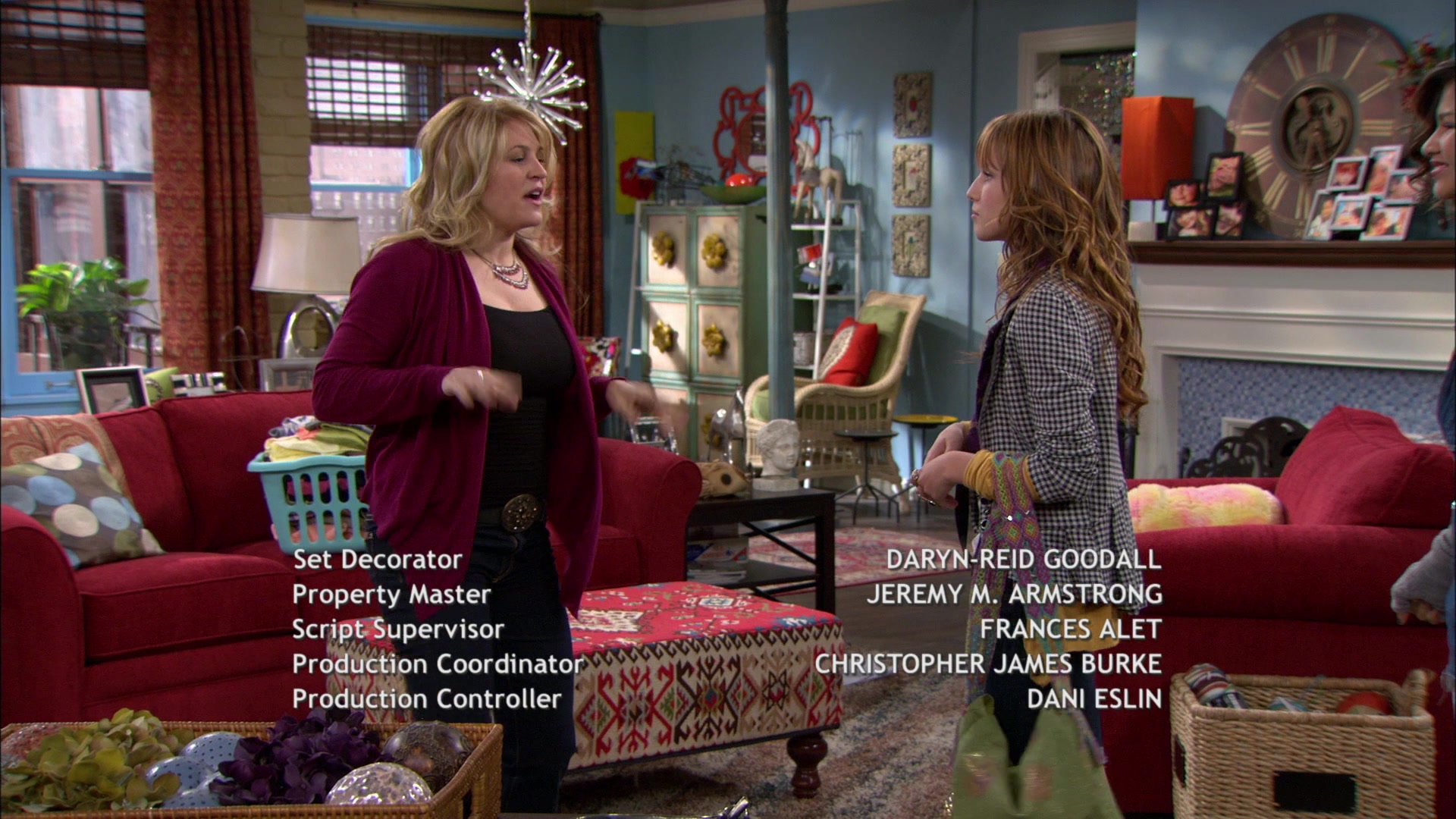 Shake_It_Up_S01E04_1080p_BTD_003100.jpg