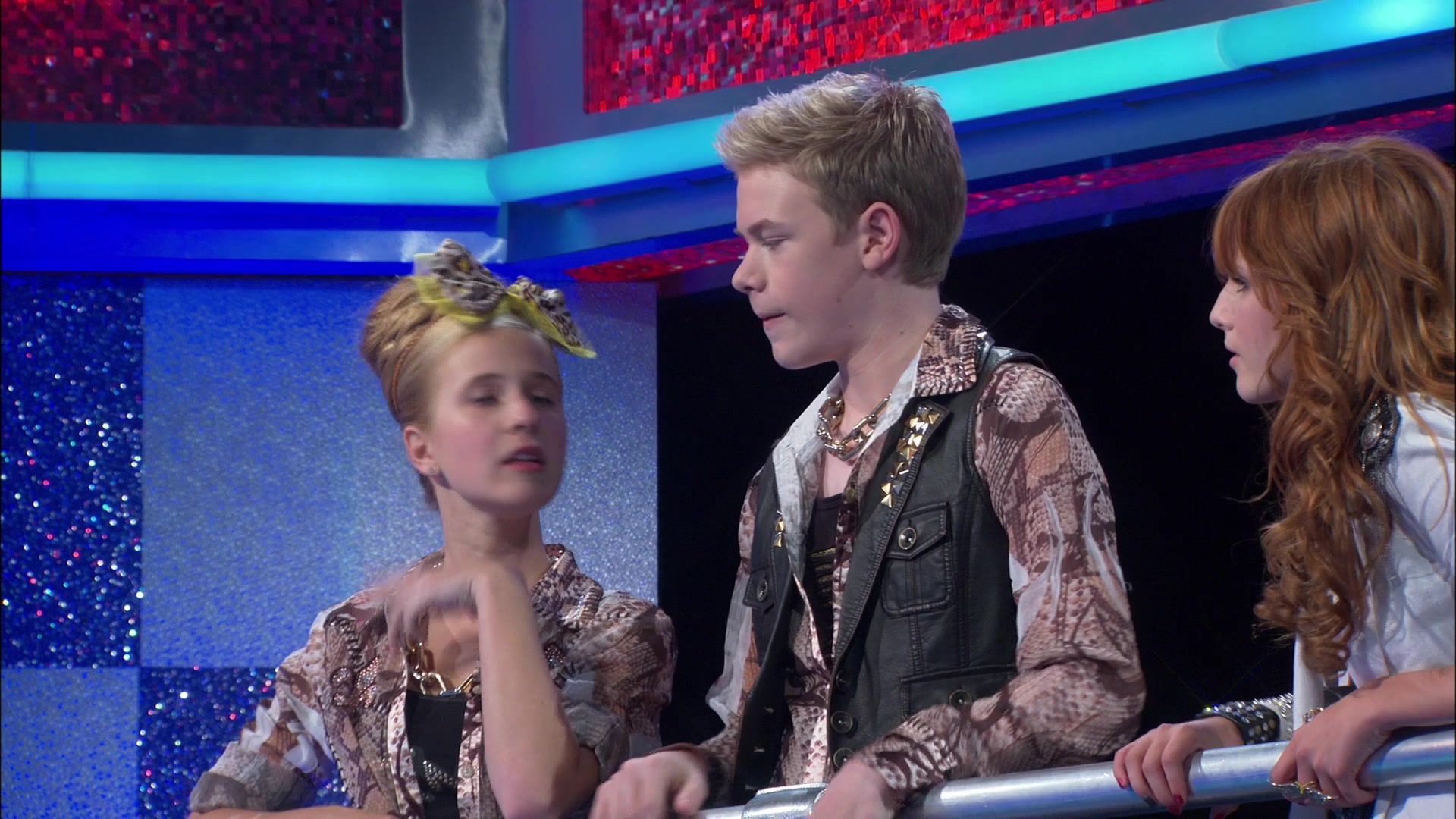 Shake_It_Up_S01E05_1080p_BTD_000058.jpg