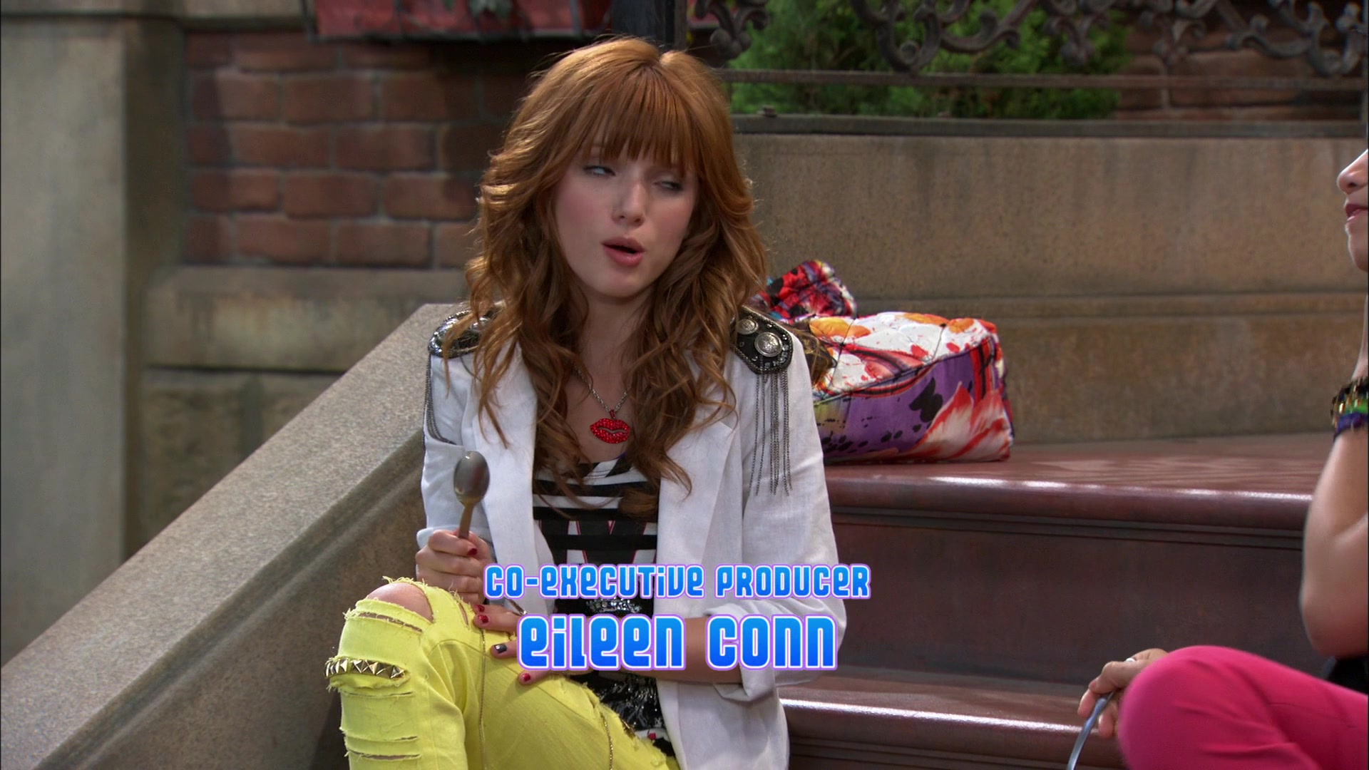 Shake_It_Up_S01E05_1080p_BTD_000462.jpg