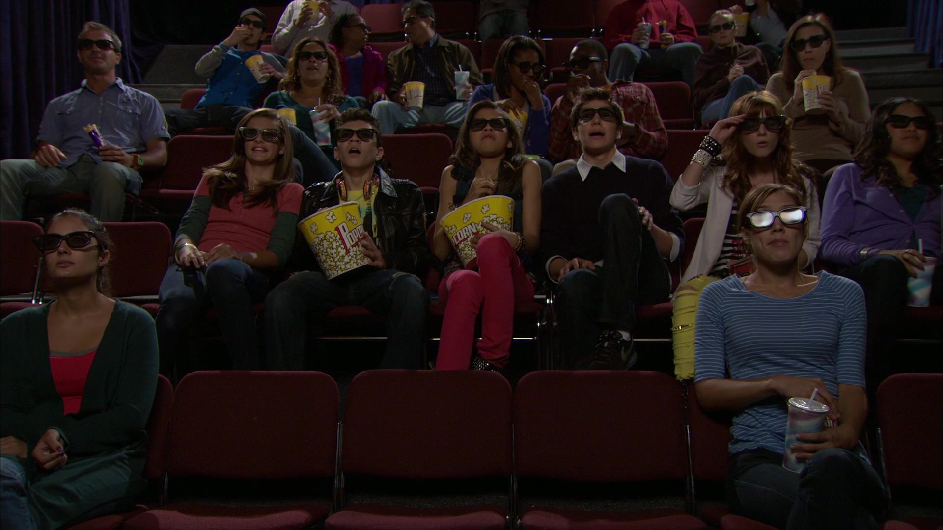 Shake_It_Up_S01E05_1080p_BTD_000992.jpg