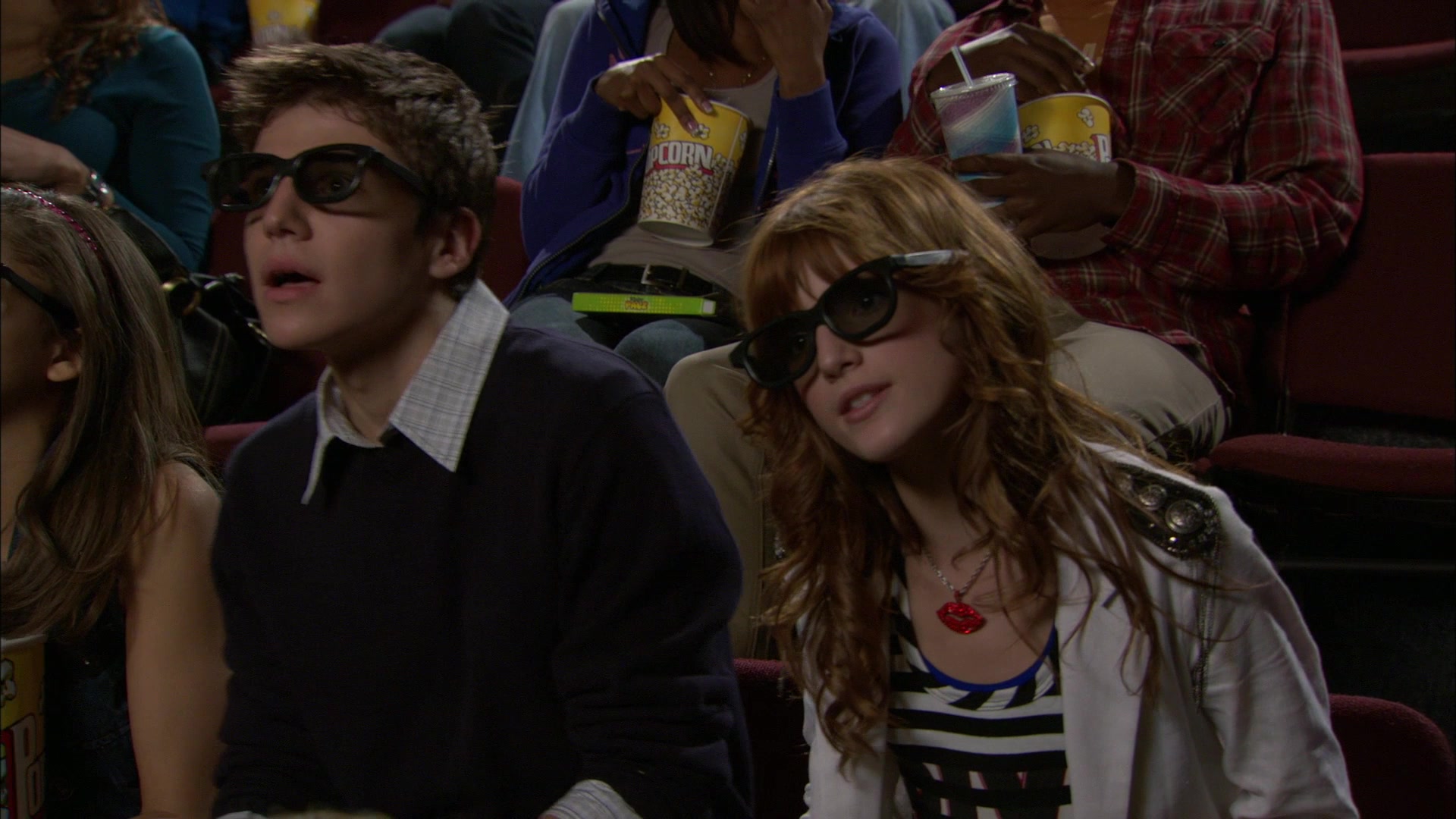 Shake_It_Up_S01E05_1080p_BTD_000999.jpg