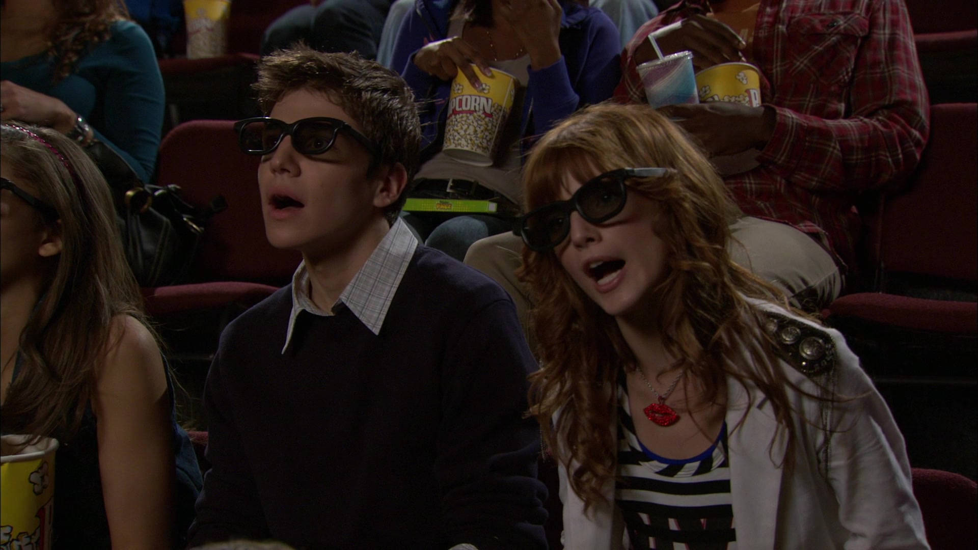 Shake_It_Up_S01E05_1080p_BTD_001001.jpg
