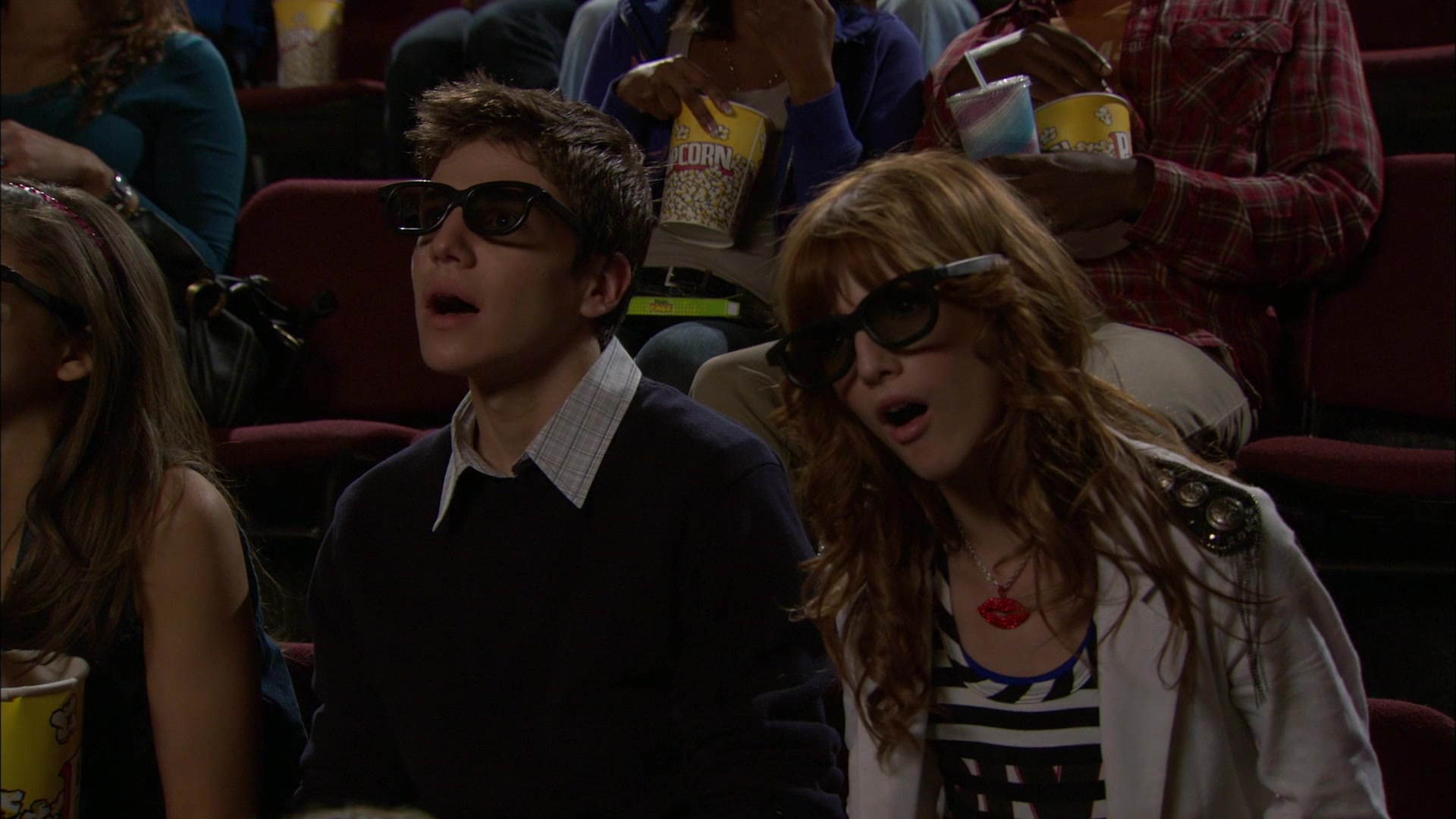 Shake_It_Up_S01E05_1080p_BTD_001002.jpg