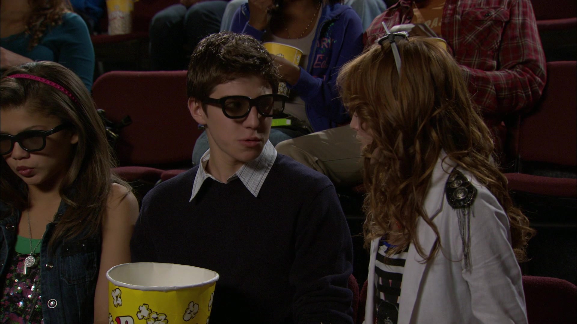 Shake_It_Up_S01E05_1080p_BTD_001028.jpg