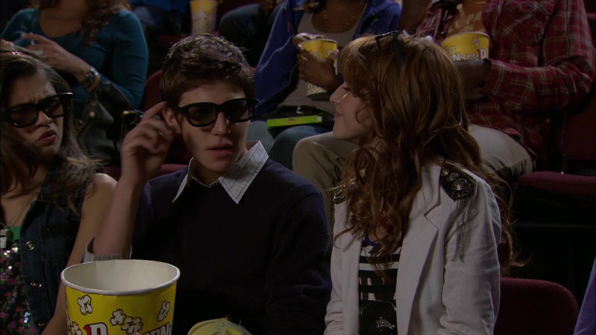 Shake_It_Up_S01E05_1080p_BTD_001044.jpg