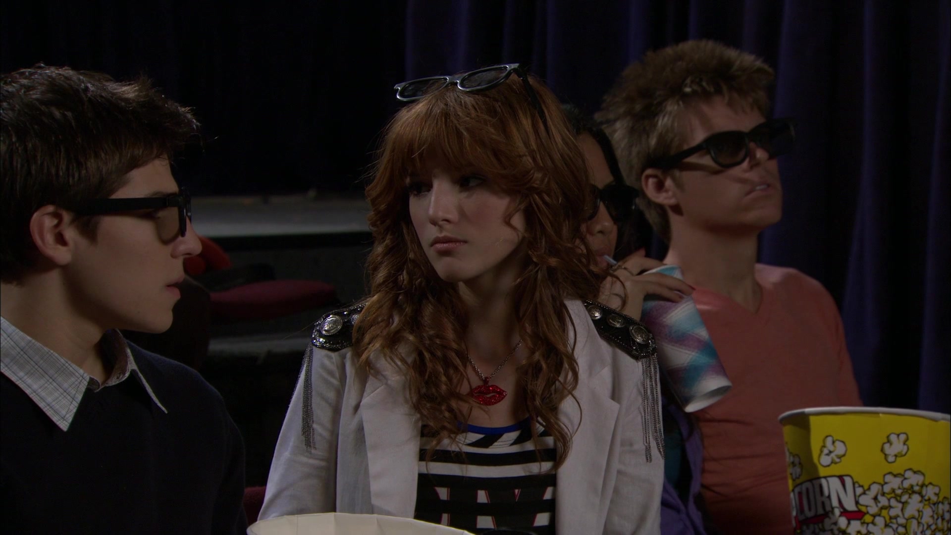 Shake_It_Up_S01E05_1080p_BTD_001089.jpg