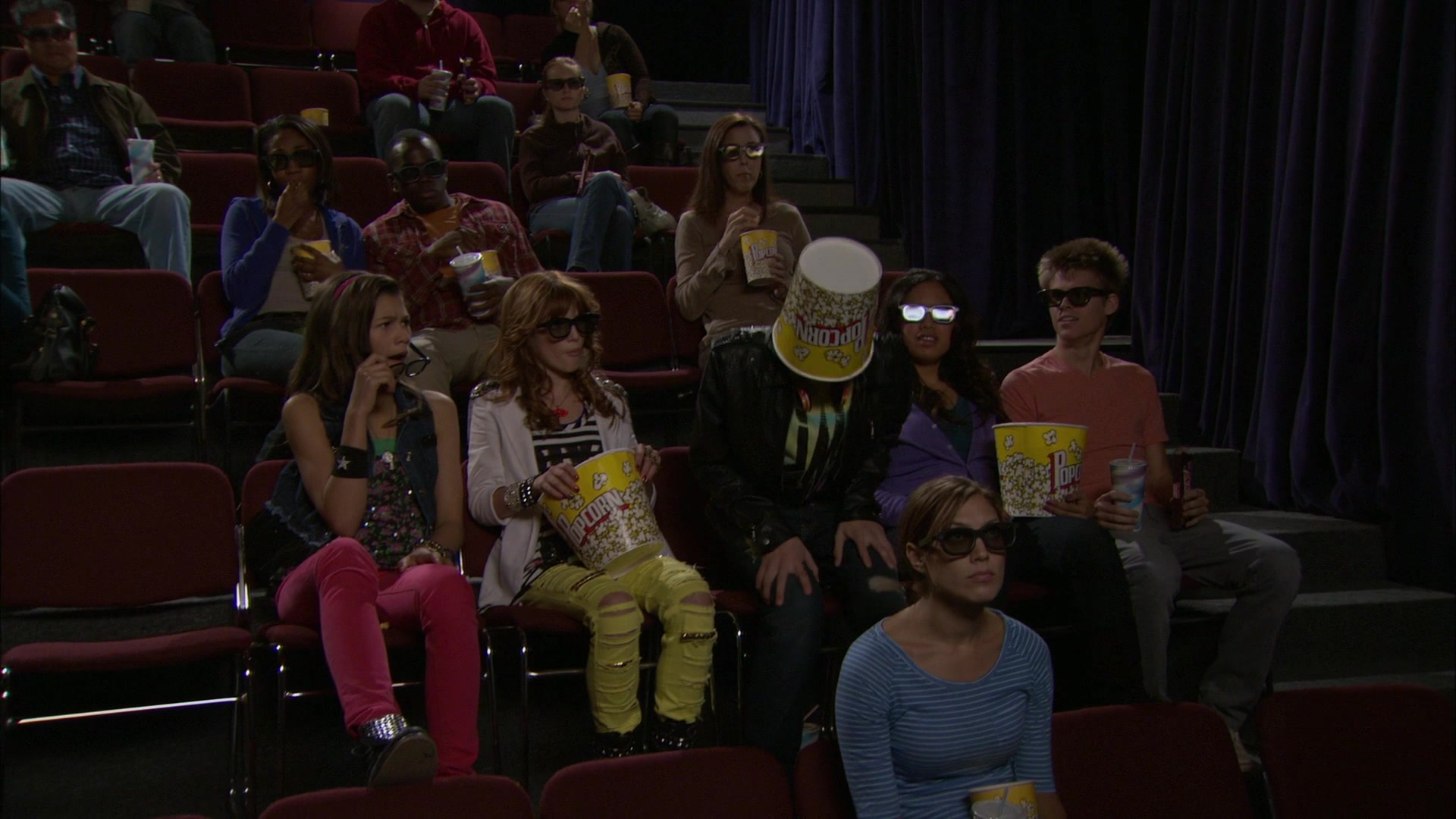 Shake_It_Up_S01E05_1080p_BTD_001177.jpg Shake_It_Up_S01E05_1080p_BTD_001177.jpg