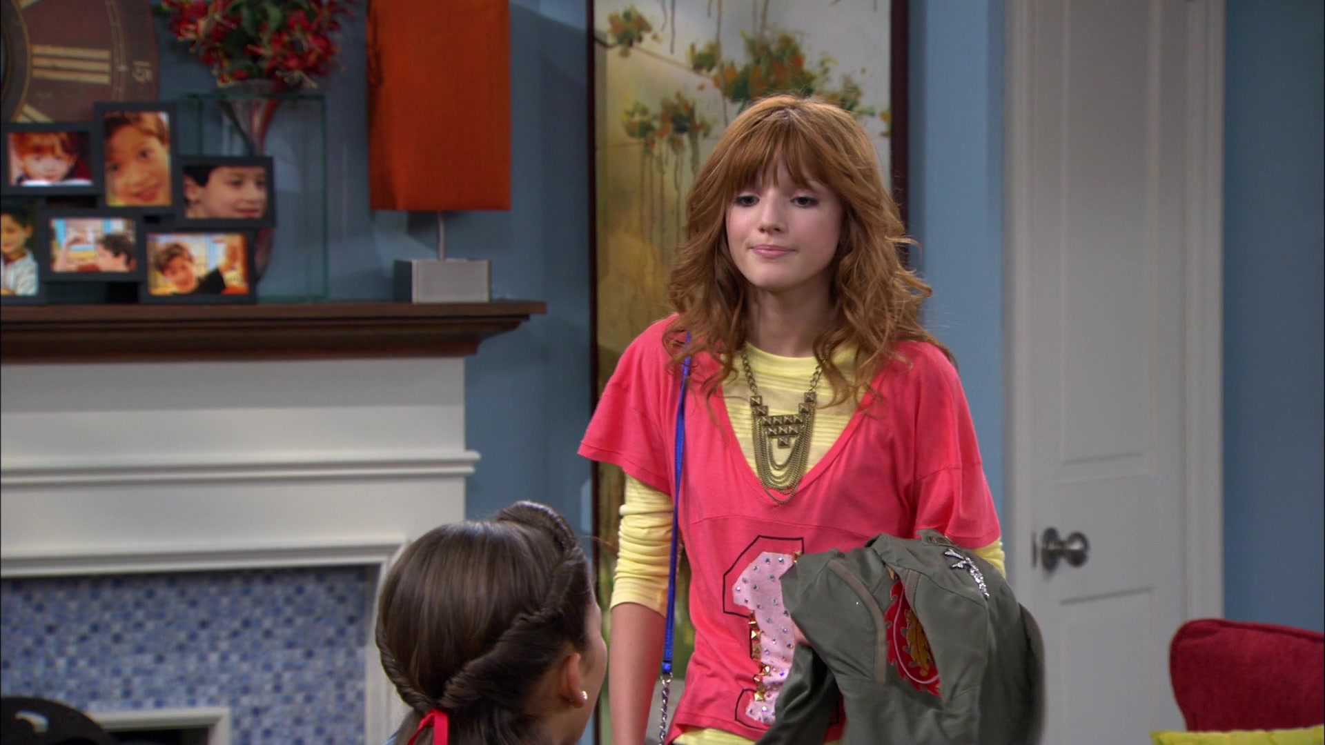 Shake_It_Up_S01E05_1080p_BTD_001662.jpg