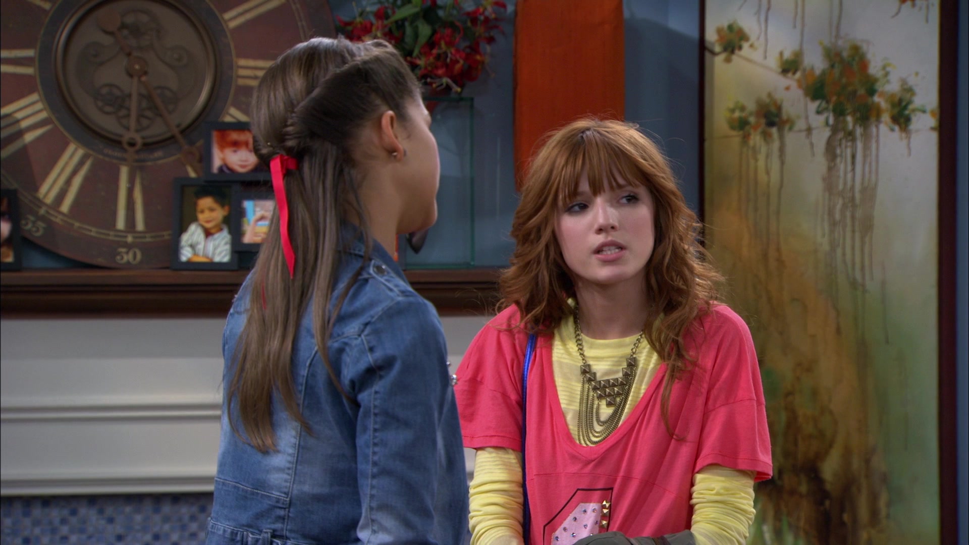 Shake_It_Up_S01E05_1080p_BTD_001702.jpg