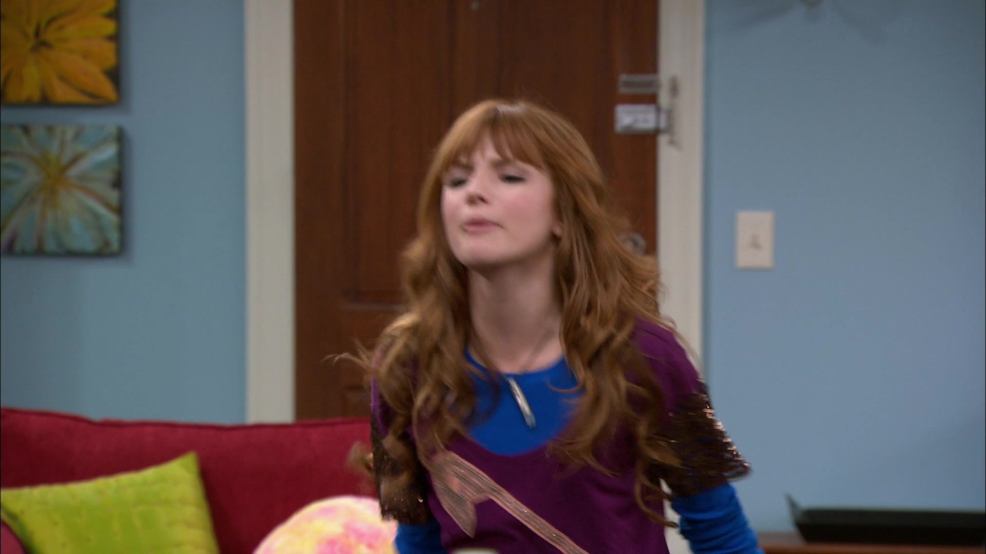 Shake_It_Up_S01E05_1080p_BTD_001929.jpg
