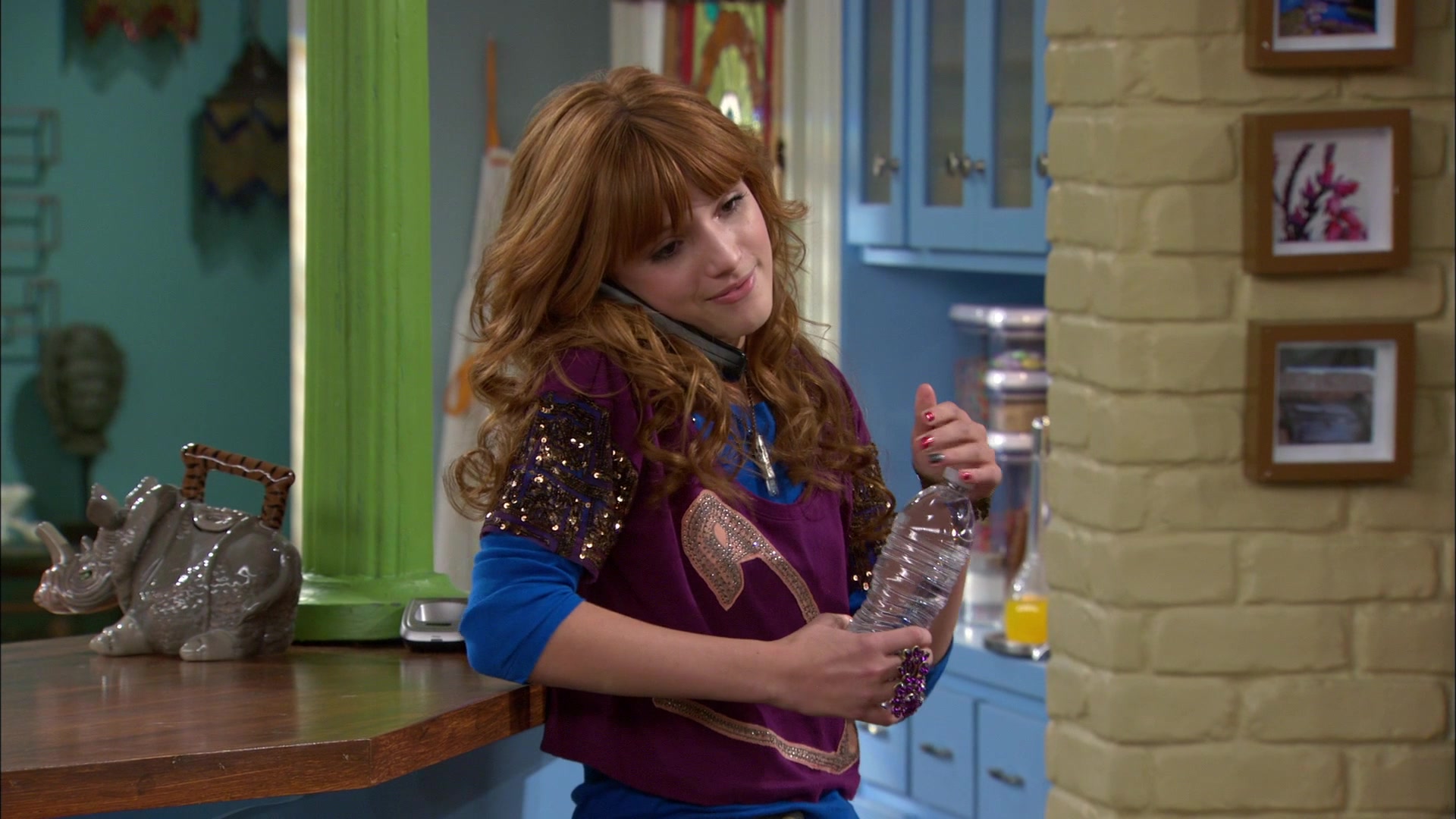 Shake_It_Up_S01E05_1080p_BTD_001965.jpg