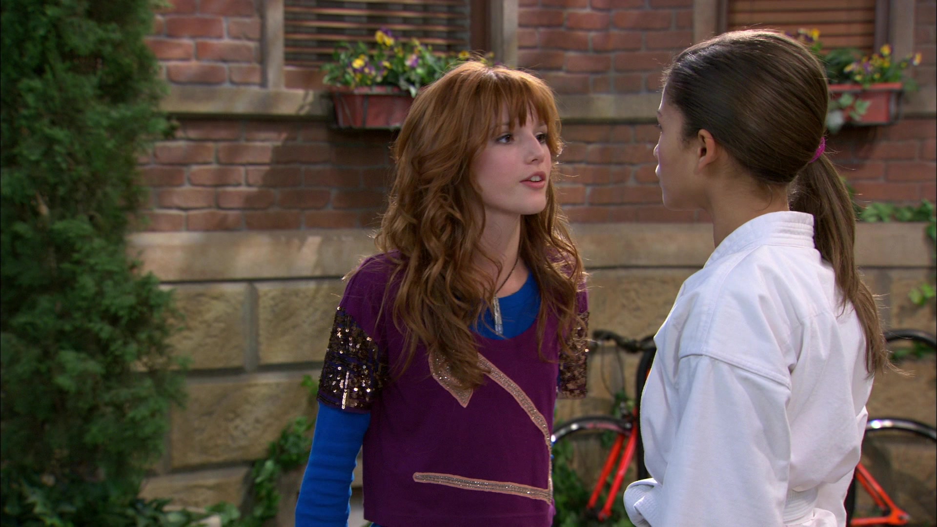 Shake_It_Up_S01E05_1080p_BTD_002271.jpg Shake_It_Up_S01E05_1080p_BTD_002271.jpg