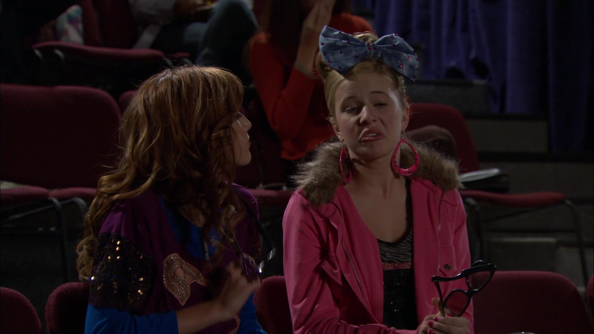 Shake_It_Up_S01E05_1080p_BTD_002303.jpg Shake_It_Up_S01E05_1080p_BTD_002303.jpg