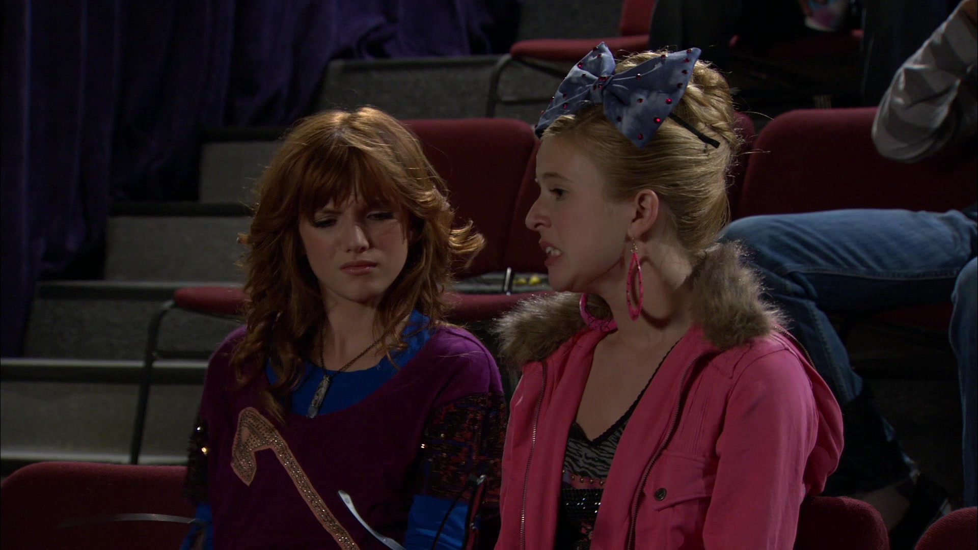 Shake_It_Up_S01E05_1080p_BTD_002311.jpg Shake_It_Up_S01E05_1080p_BTD_002311.jpg