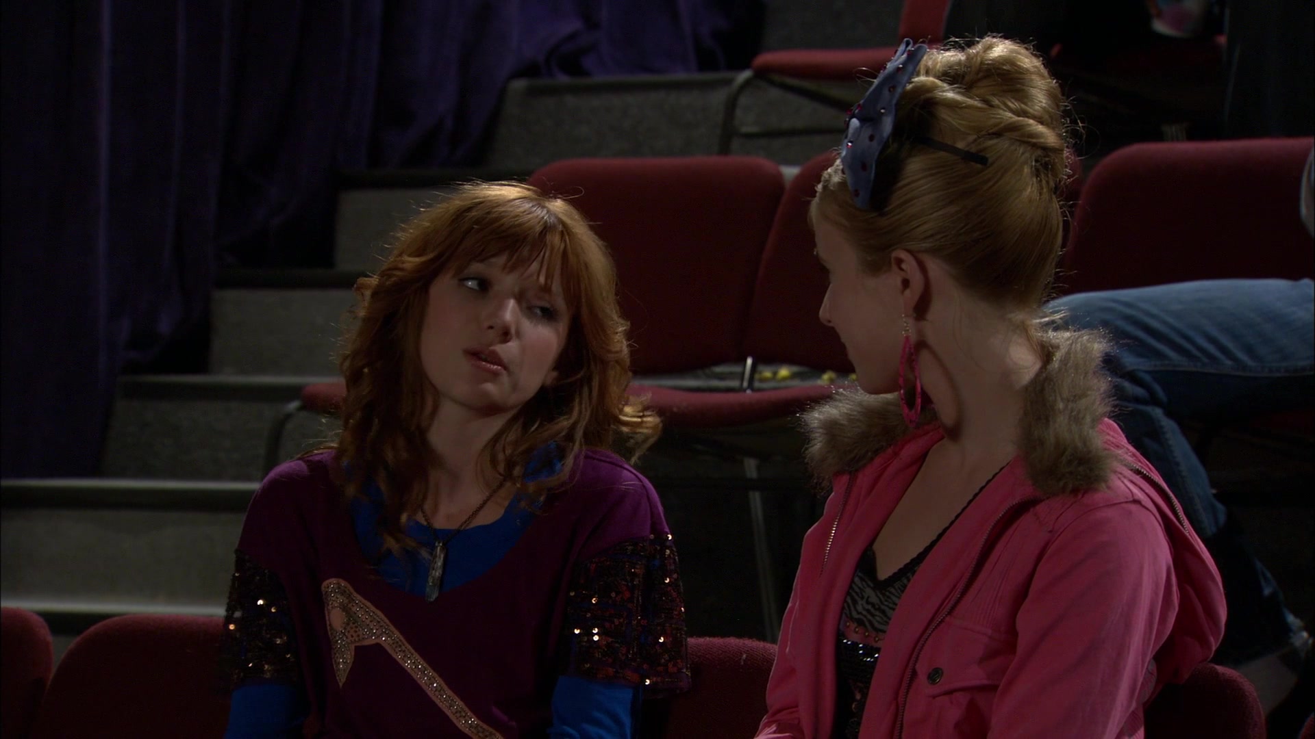Shake_It_Up_S01E05_1080p_BTD_002339.jpg Shake_It_Up_S01E05_1080p_BTD_002339.jpg