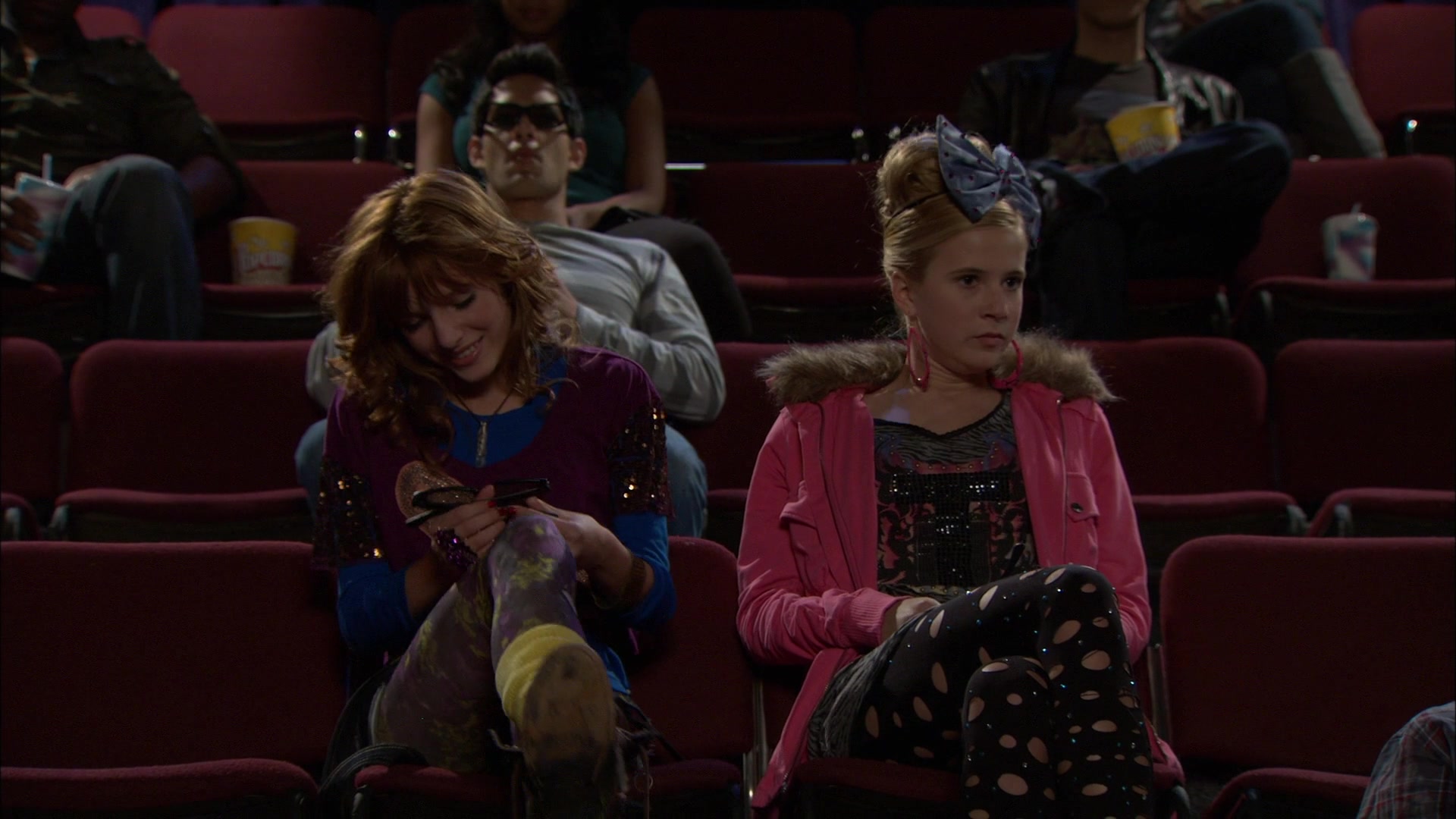 Shake_It_Up_S01E05_1080p_BTD_002382.jpg