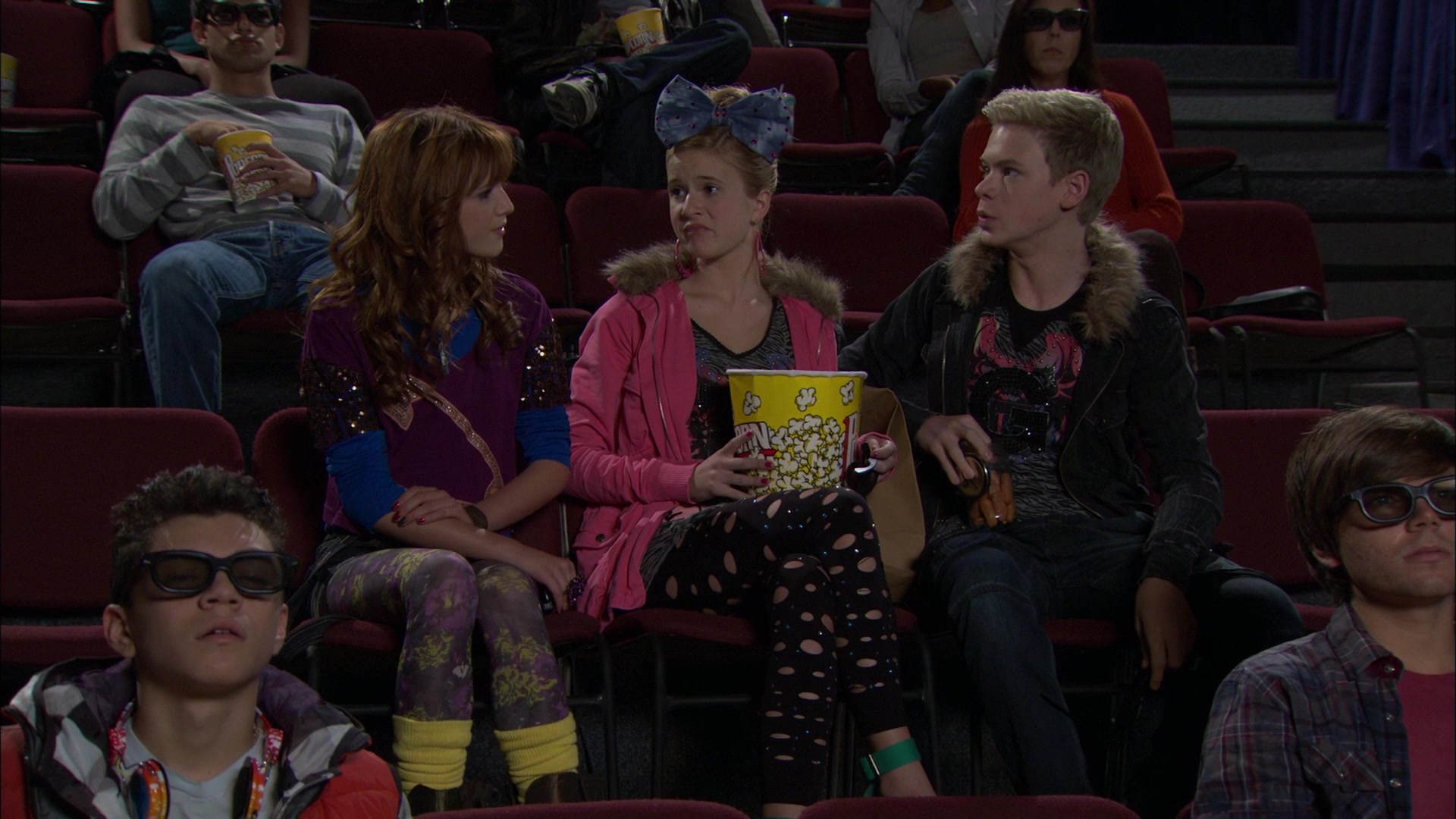 Shake_It_Up_S01E05_1080p_BTD_002513.jpg Shake_It_Up_S01E05_1080p_BTD_002513.jpg
