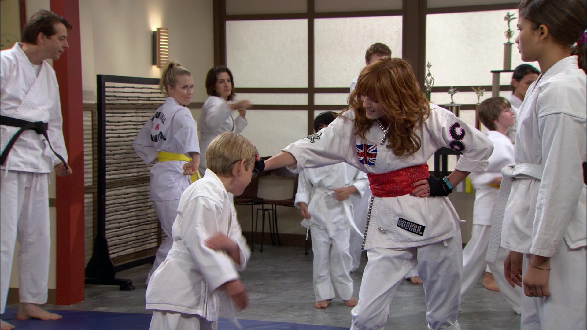 Shake_It_Up_S01E05_1080p_BTD_002888.jpg Shake_It_Up_S01E05_1080p_BTD_002888.jpg