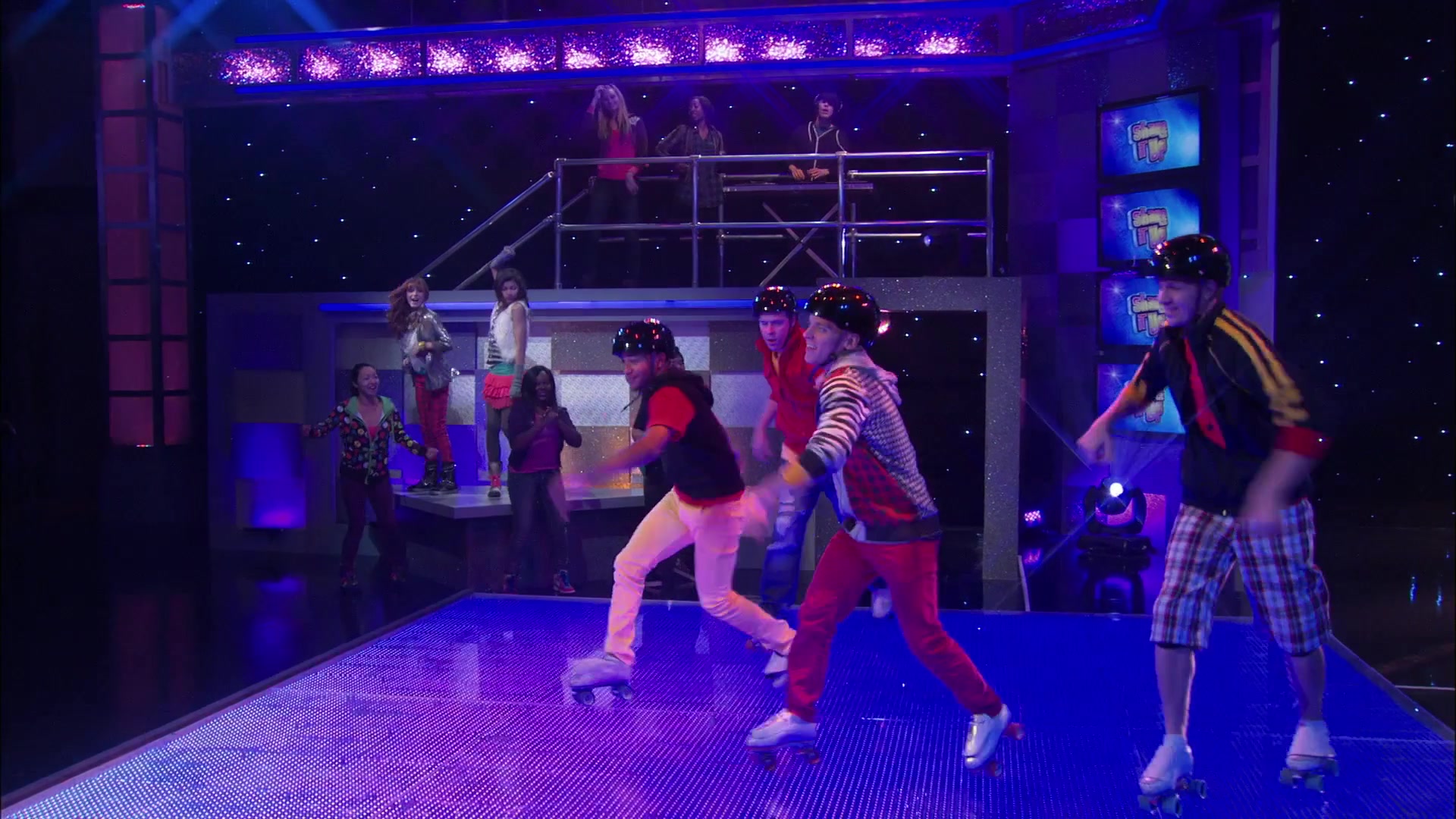 Shake_It_Up_S01E06_1080p_BTD_000054.jpg