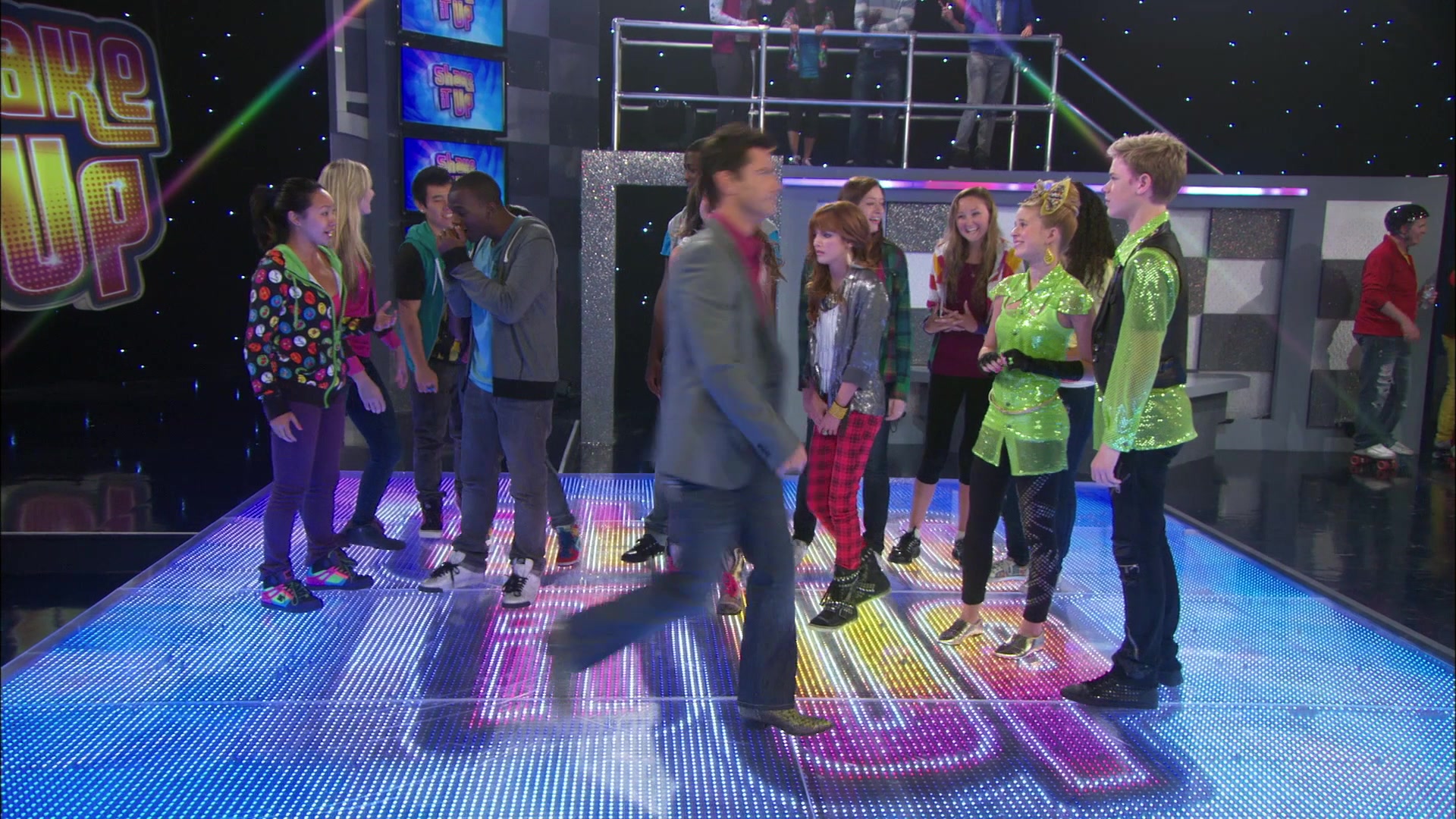 Shake_It_Up_S01E06_1080p_BTD_000263.jpg