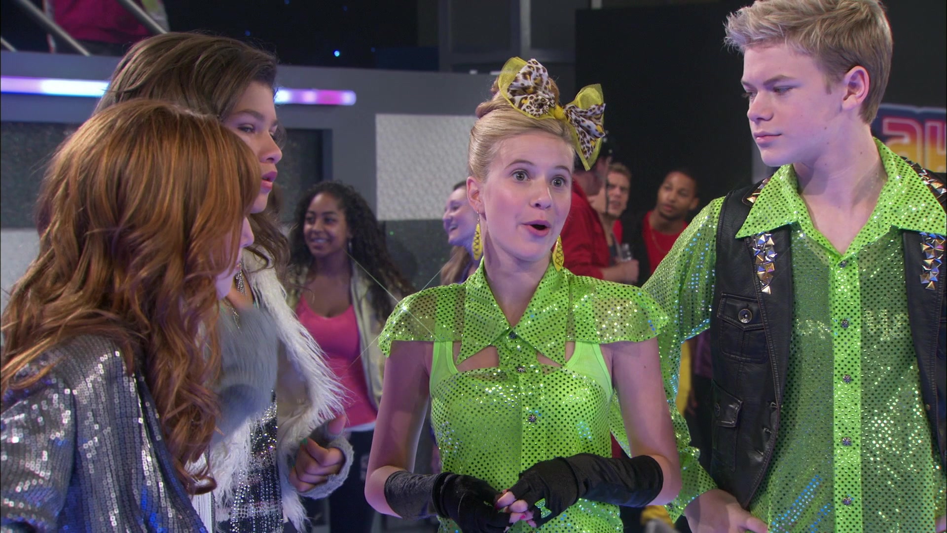 Shake_It_Up_S01E06_1080p_BTD_000285.jpg