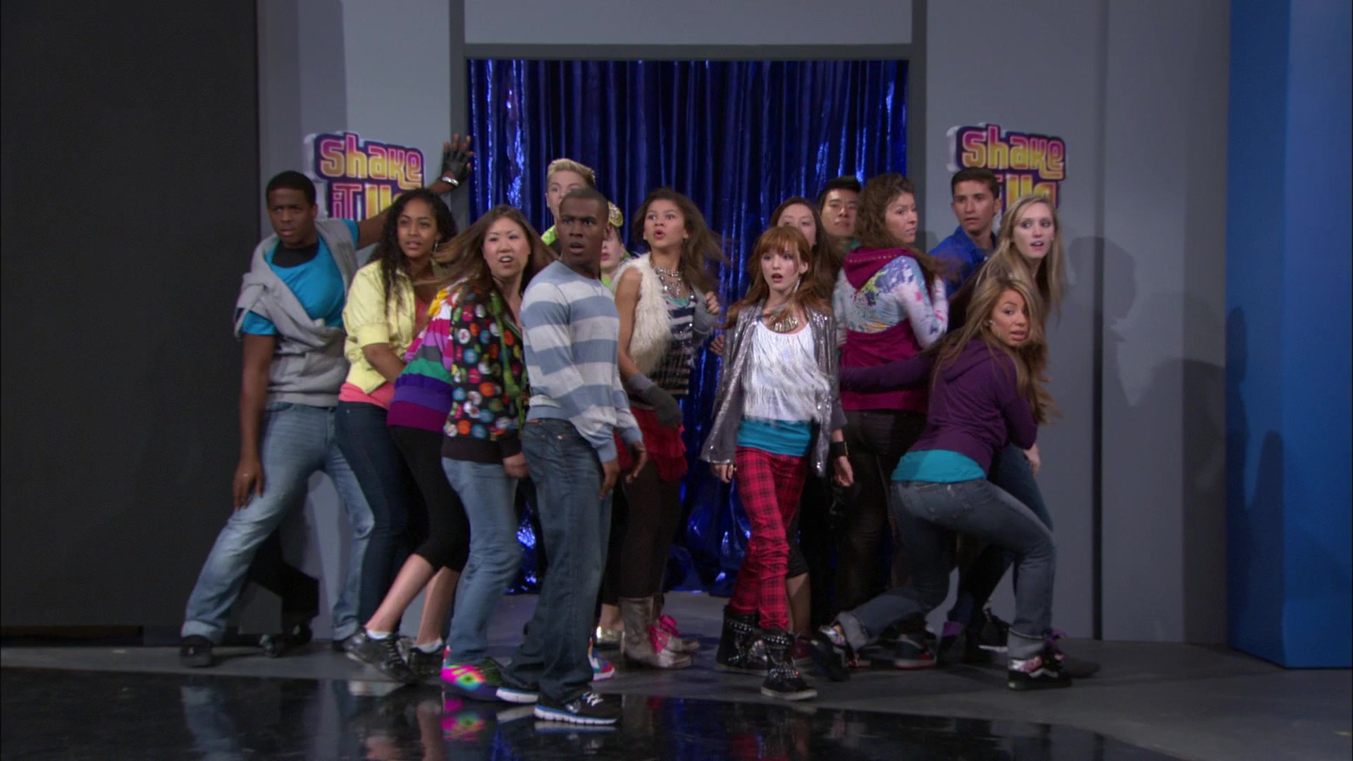 Shake_It_Up_S01E06_1080p_BTD_000582.jpg
