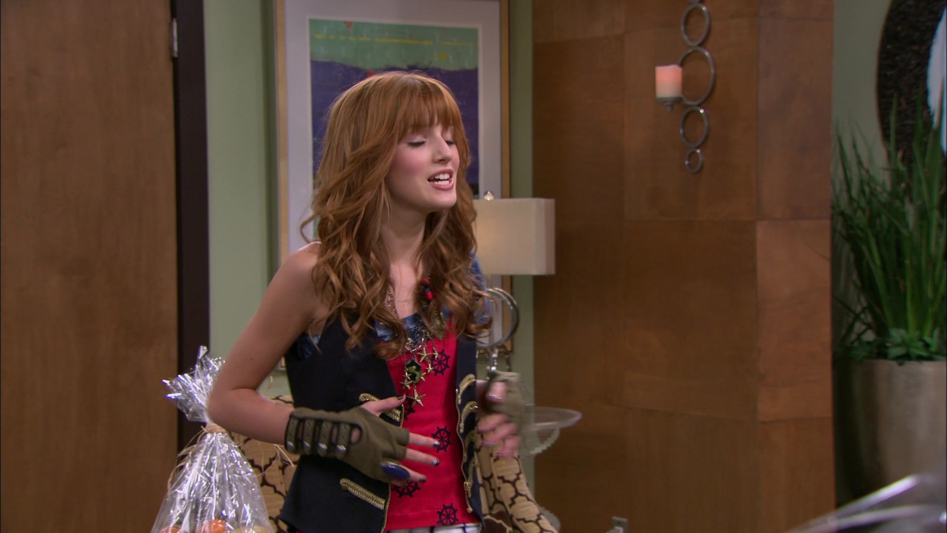 Shake_It_Up_S01E06_1080p_BTD_001268.jpg