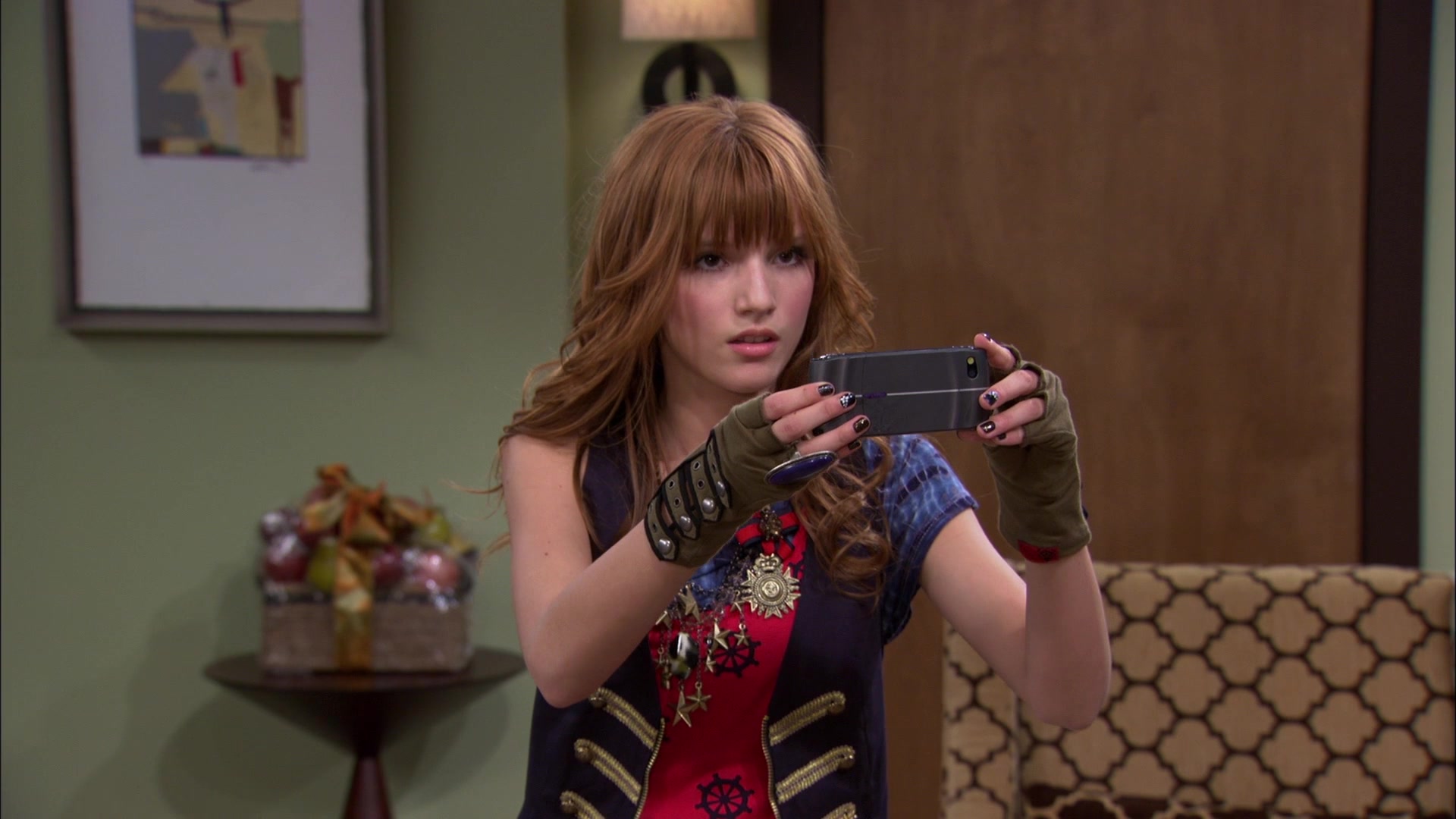 Shake_It_Up_S01E06_1080p_BTD_001673.jpg