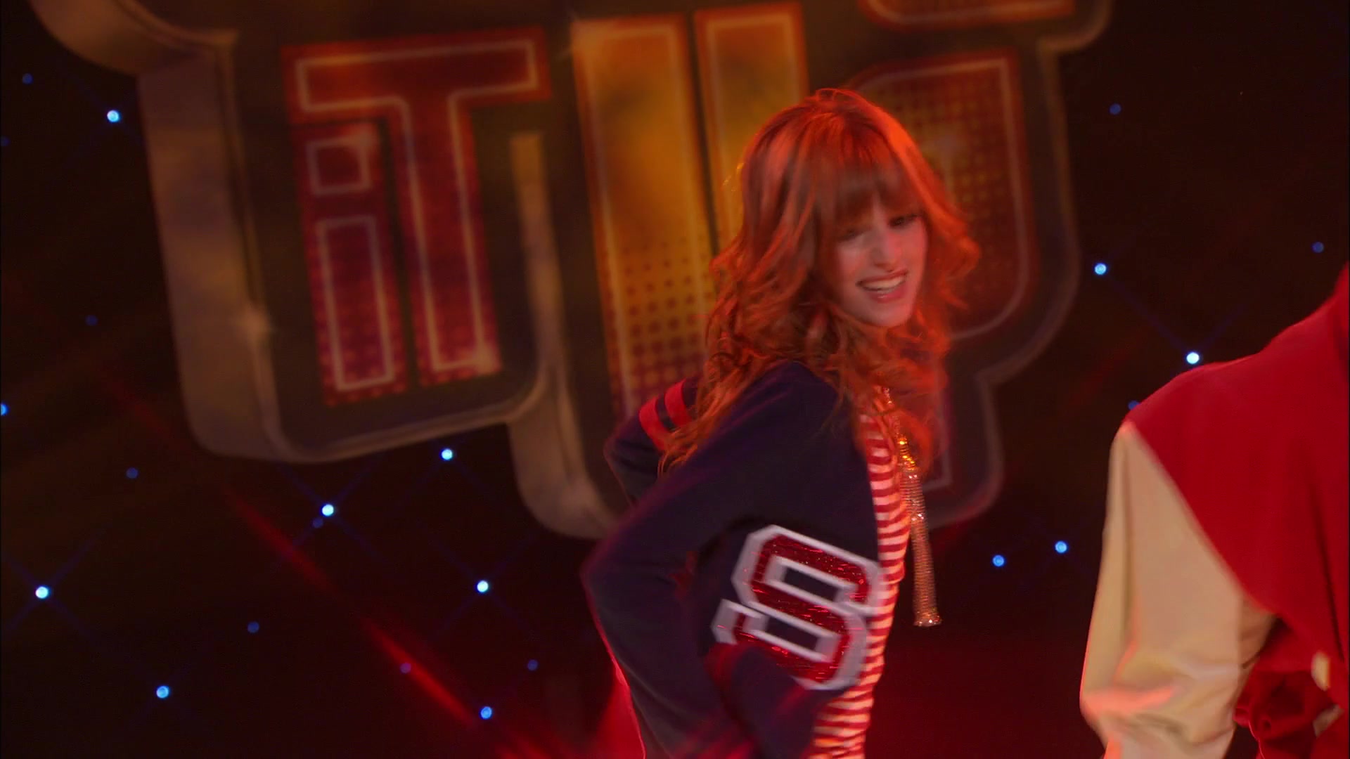 Shake_It_Up_S01E06_1080p_BTD_002081.jpg
