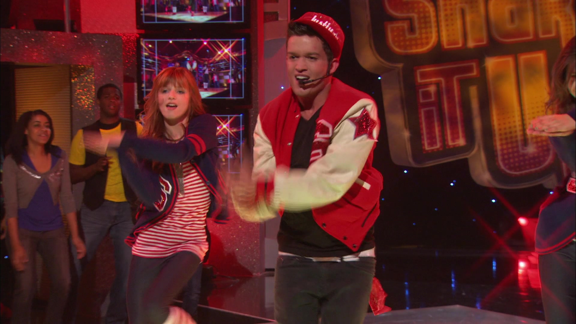 Shake_It_Up_S01E06_1080p_BTD_002107.jpg