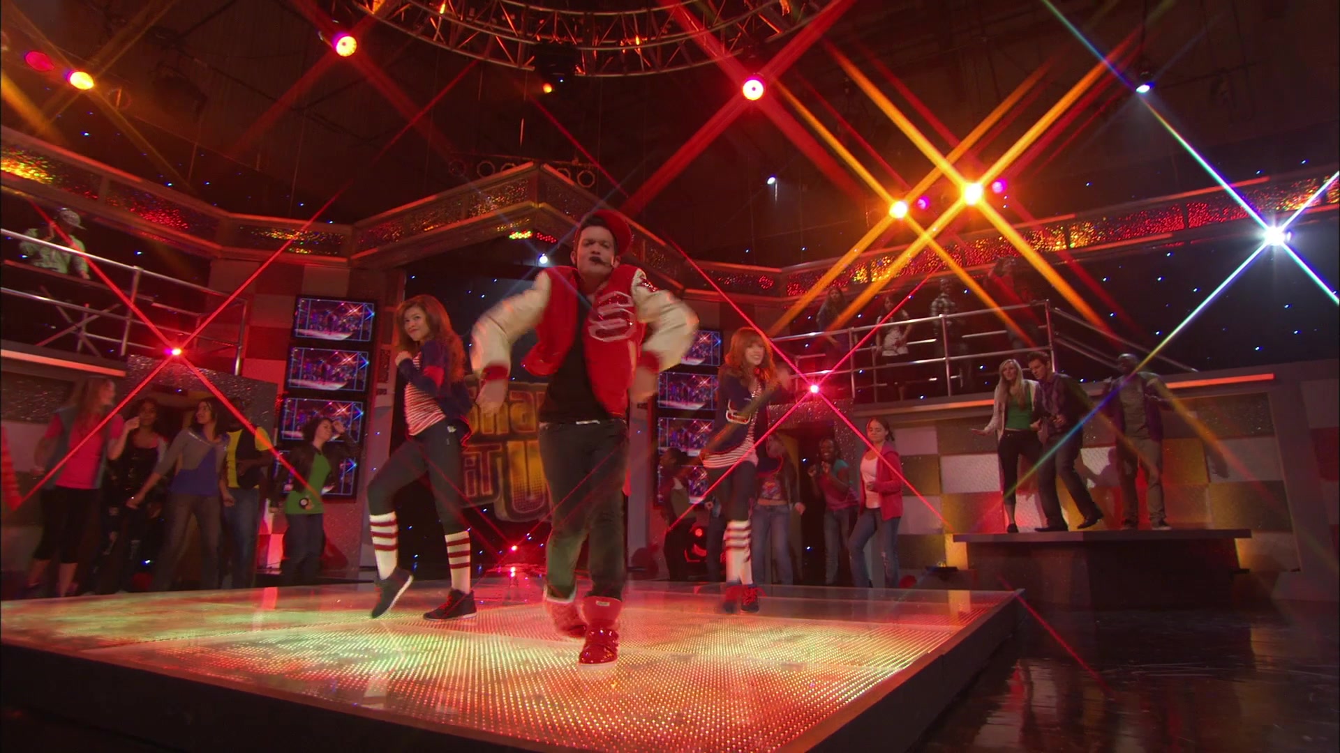 Shake_It_Up_S01E06_1080p_BTD_002150.jpg Shake_It_Up_S01E06_1080p_BTD_002150.jpg