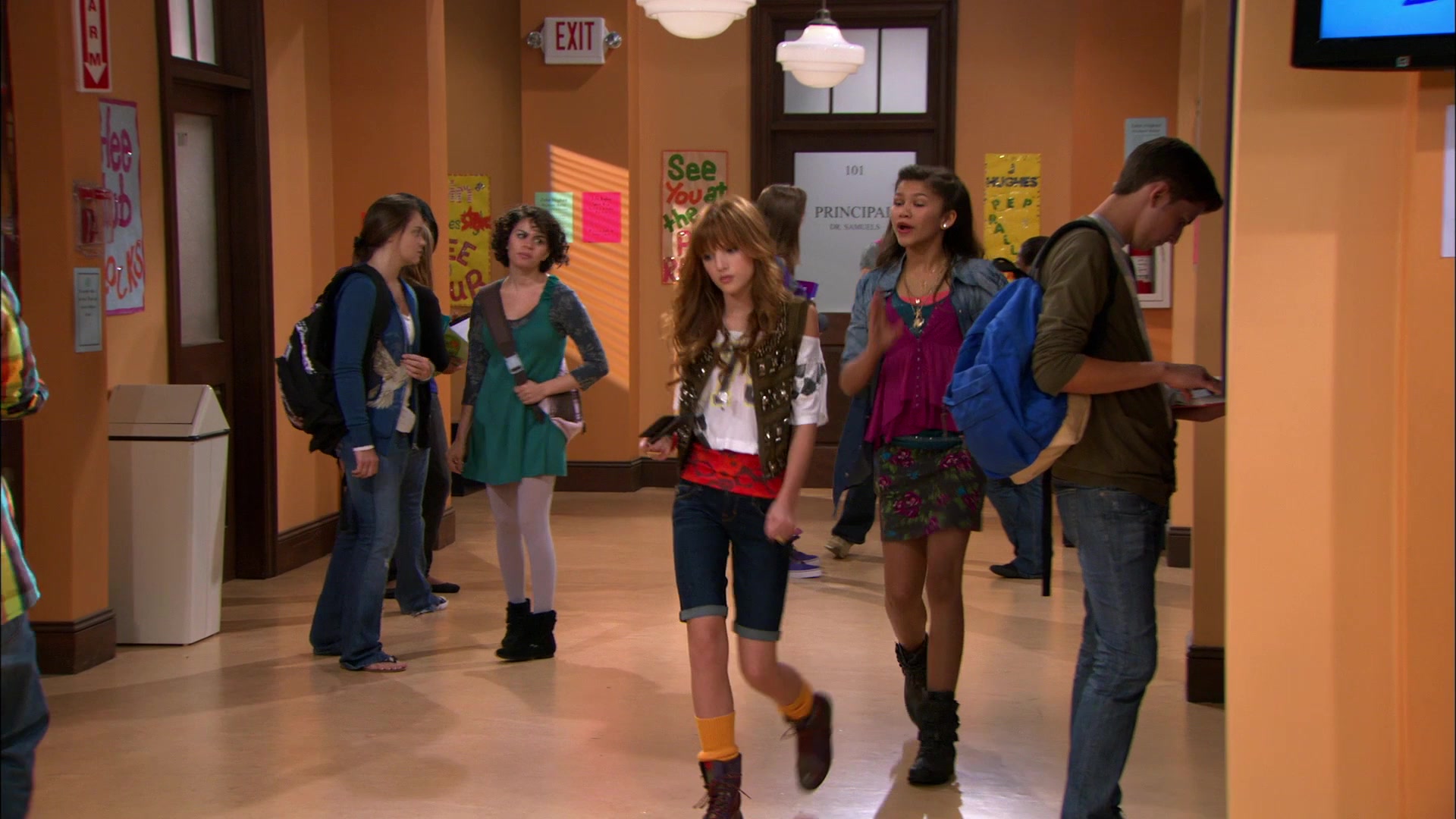 Shake_It_Up_S01E06_1080p_BTD_002407.jpg Shake_It_Up_S01E06_1080p_BTD_002407.jpg