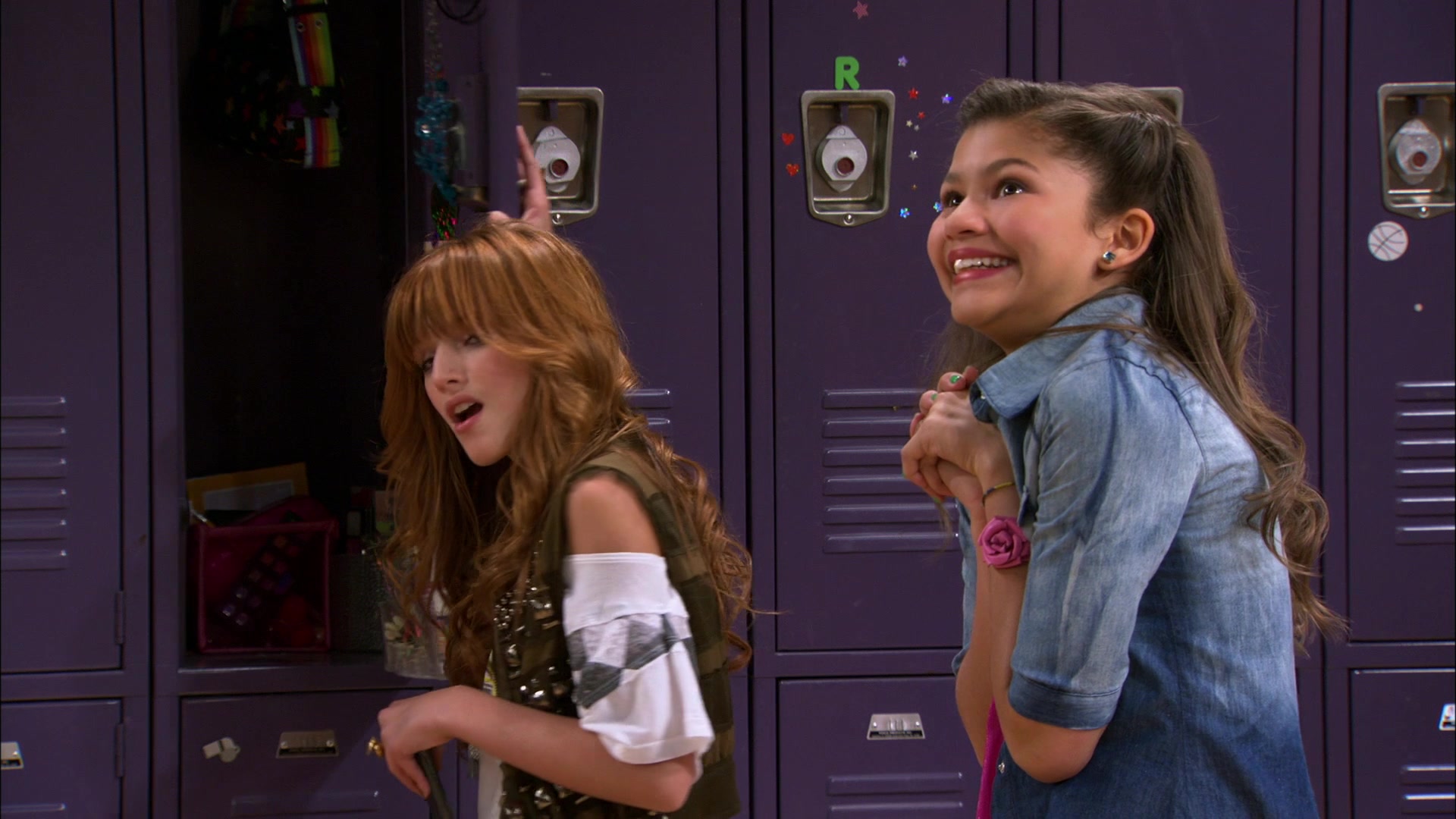 Shake_It_Up_S01E06_1080p_BTD_002428.jpg