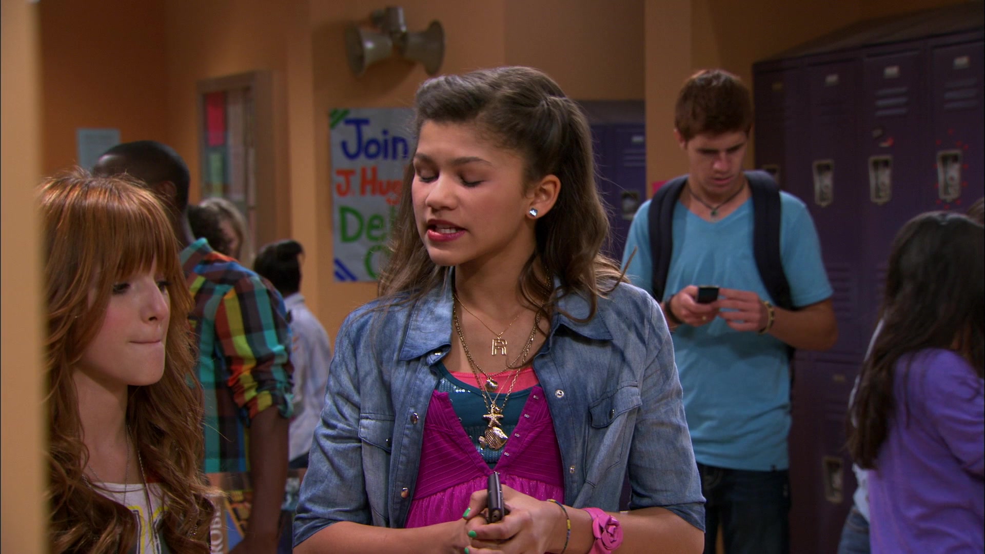 Shake_It_Up_S01E06_1080p_BTD_002496.jpg