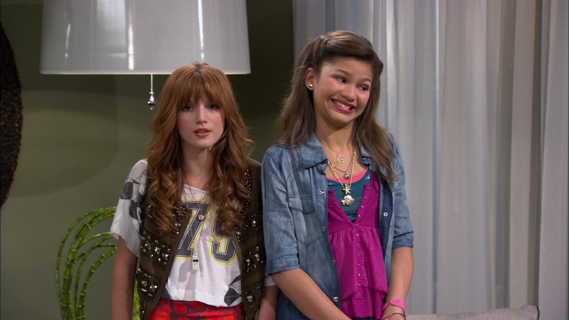 Shake_It_Up_S01E06_1080p_BTD_002729.jpg Shake_It_Up_S01E06_1080p_BTD_002729.jpg