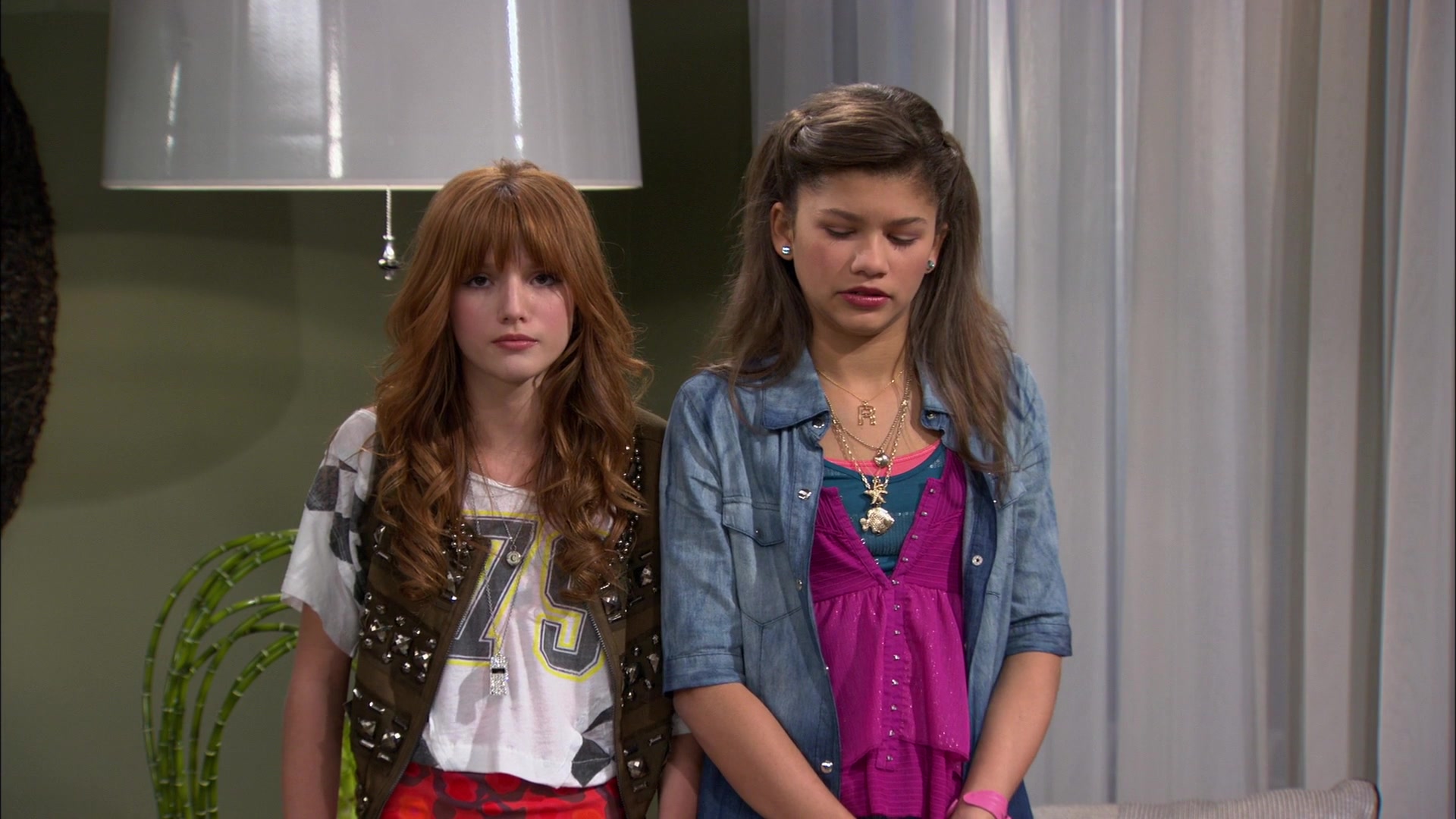 Shake_It_Up_S01E06_1080p_BTD_002733.jpg Shake_It_Up_S01E06_1080p_BTD_002733.jpg