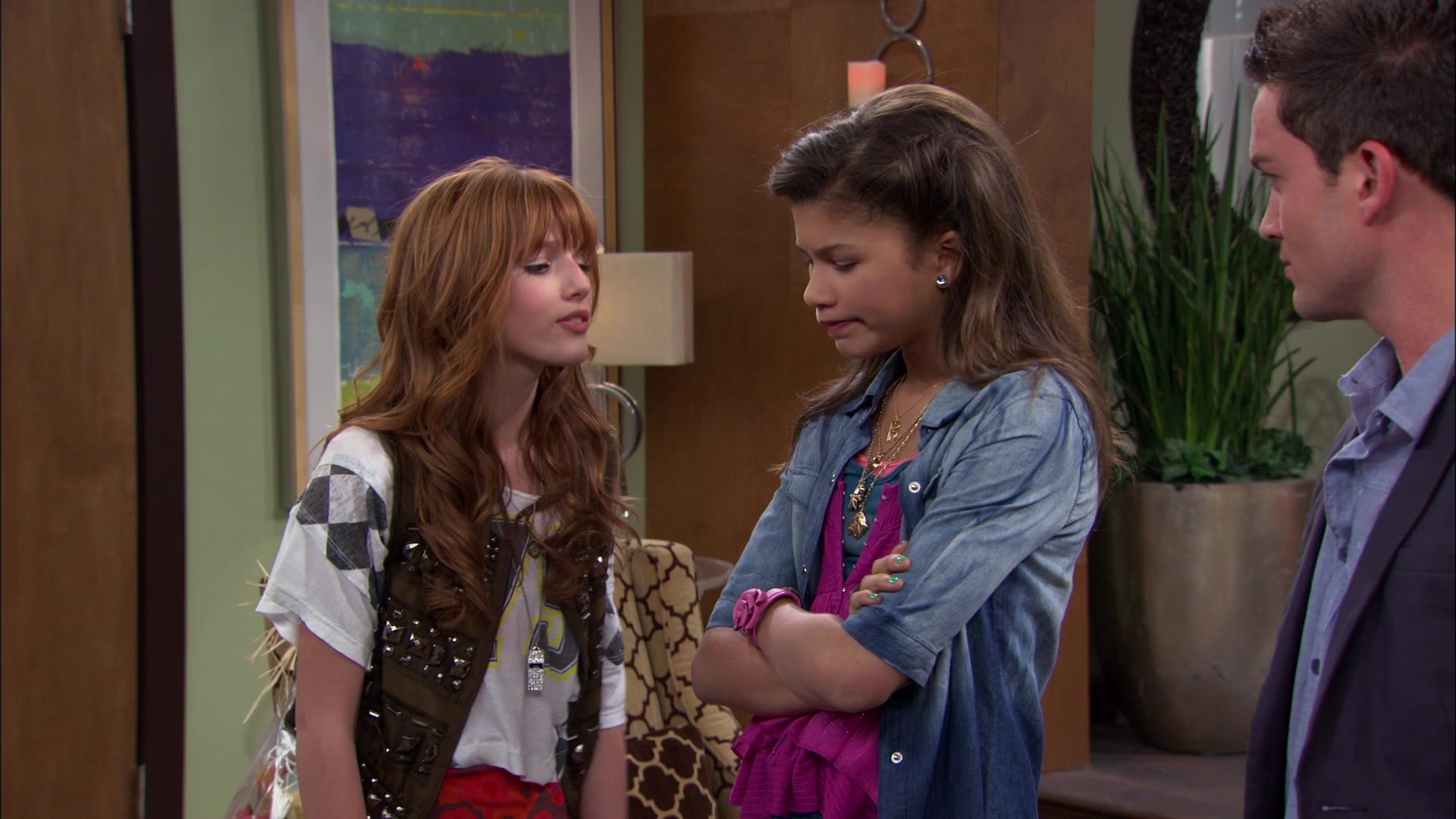 Shake_It_Up_S01E06_1080p_BTD_002834.jpg