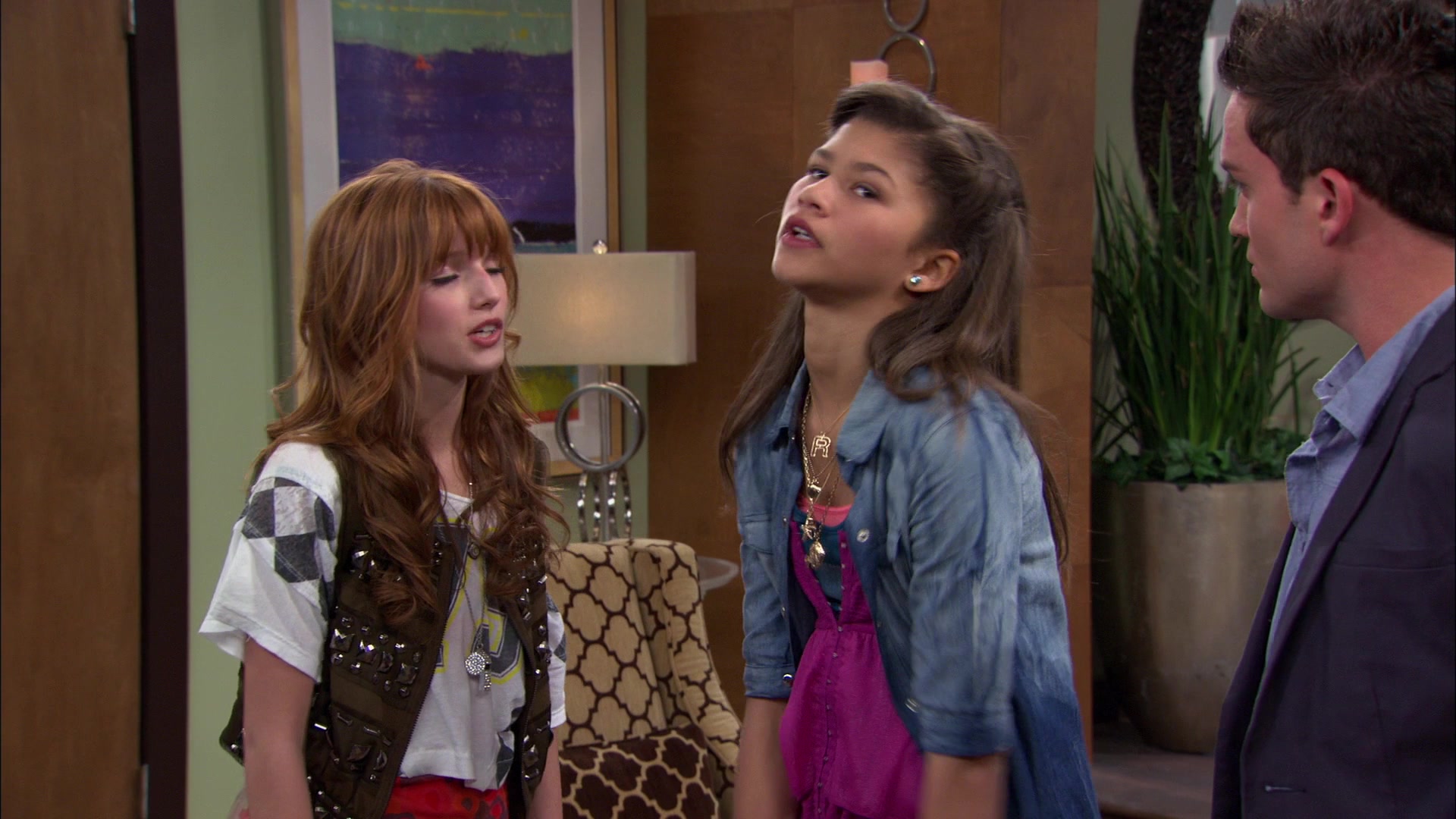 Shake_It_Up_S01E06_1080p_BTD_002836.jpg Shake_It_Up_S01E06_1080p_BTD_002836.jpg