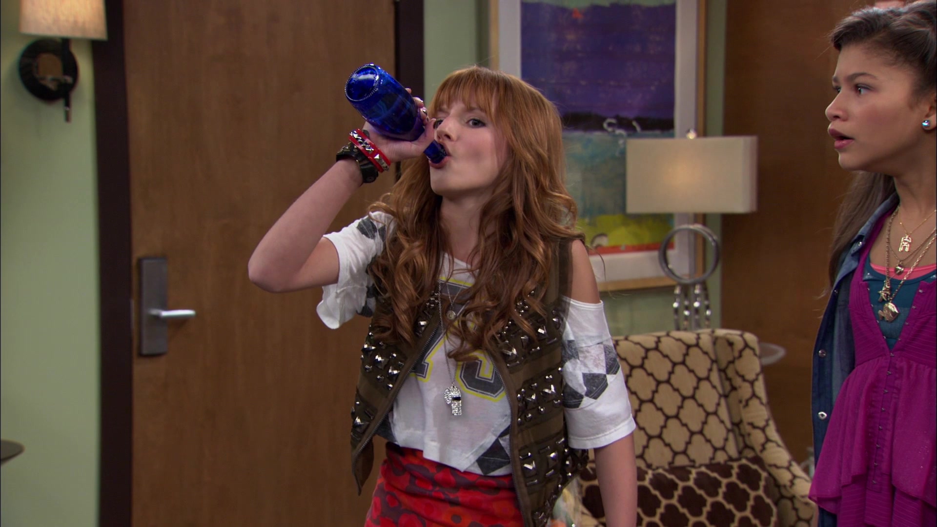 Shake_It_Up_S01E06_1080p_BTD_002855.jpg Shake_It_Up_S01E06_1080p_BTD_002855.jpg