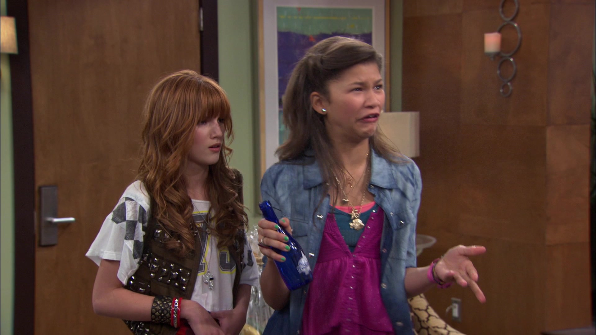 Shake_It_Up_S01E06_1080p_BTD_002939.jpg