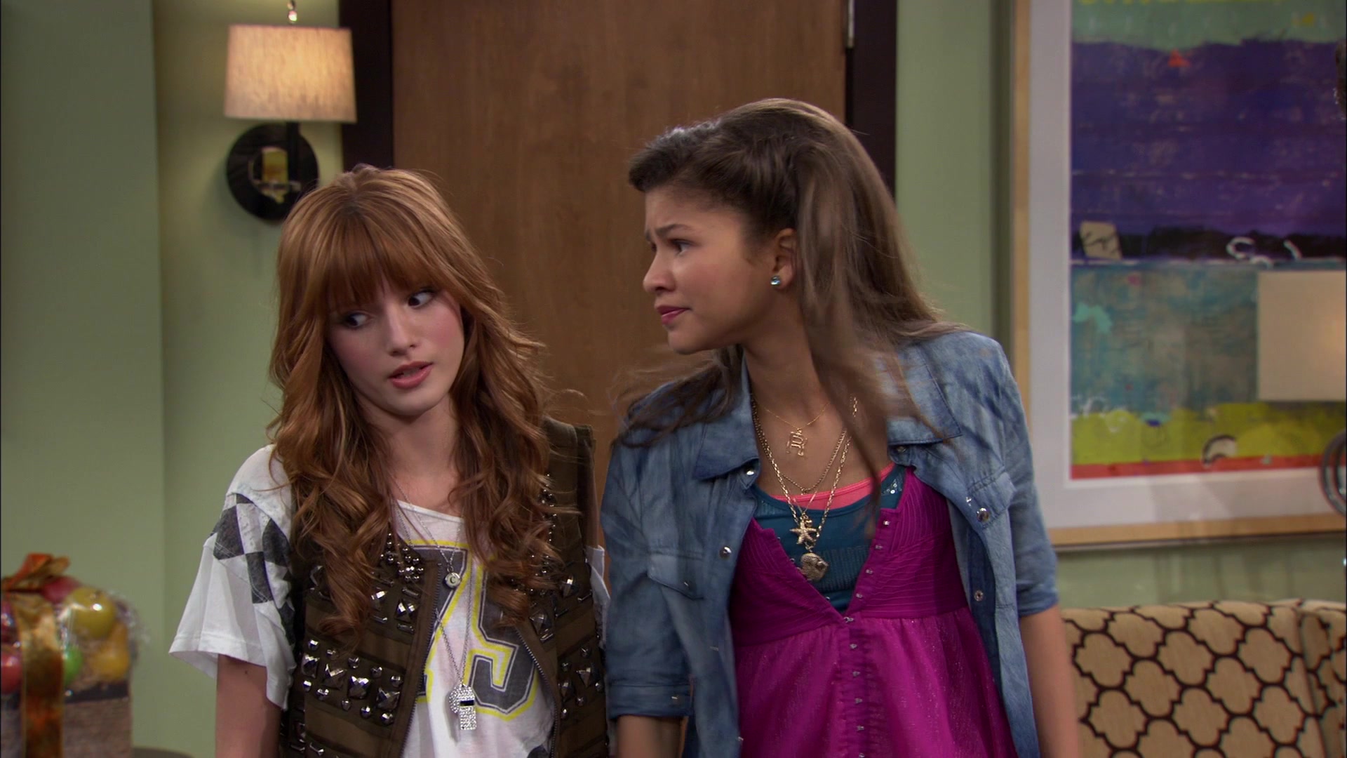 Shake_It_Up_S01E06_1080p_BTD_002966.jpg