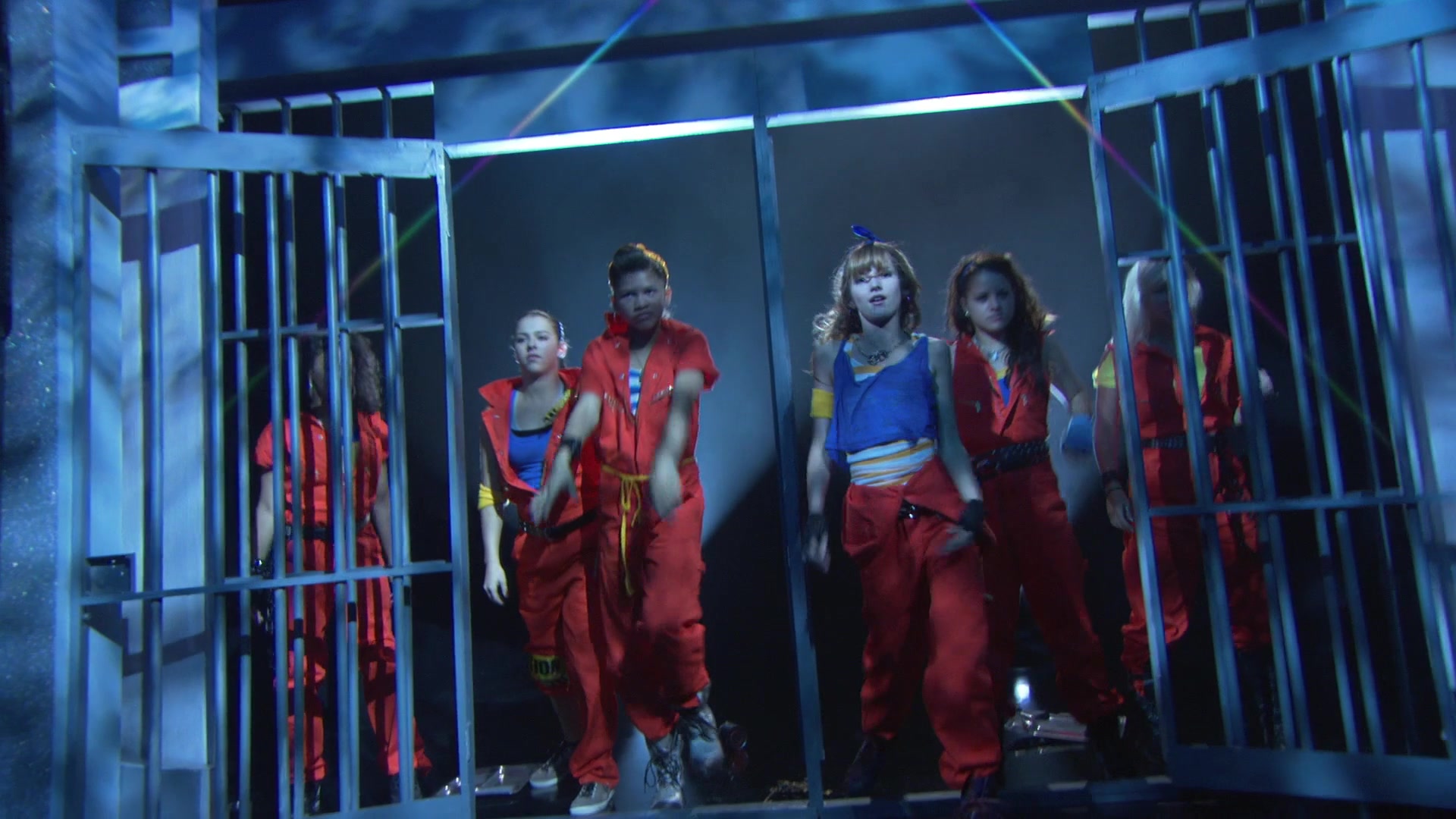 Shake_It_Up_S01E07_1080p_BTD_000050.jpg