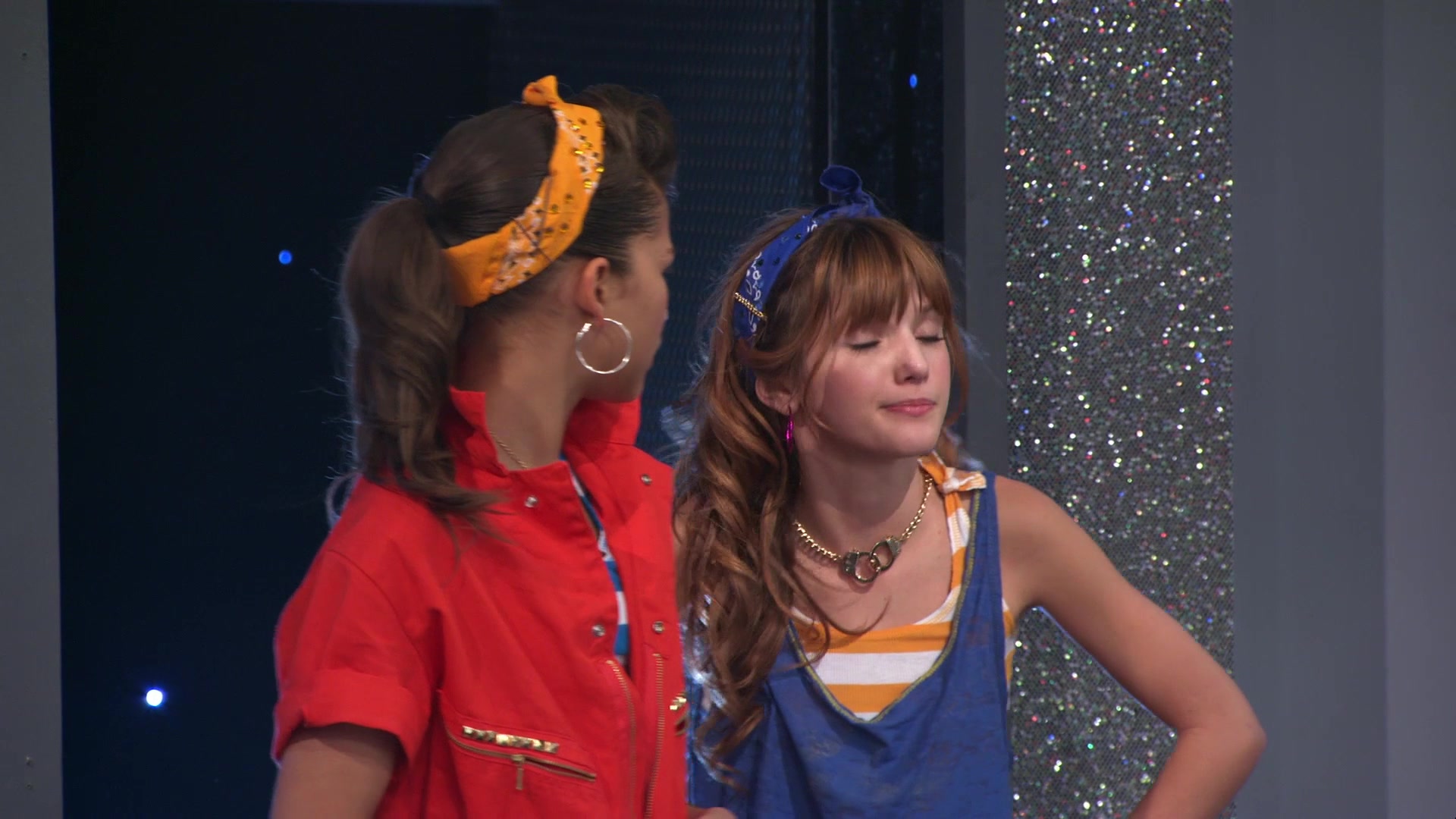 Shake_It_Up_S01E07_1080p_BTD_000268.jpg