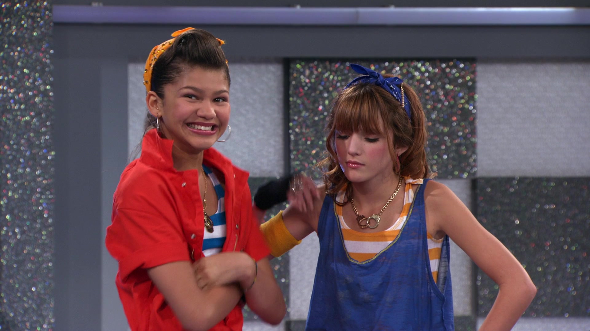 Shake_It_Up_S01E07_1080p_BTD_000322.jpg