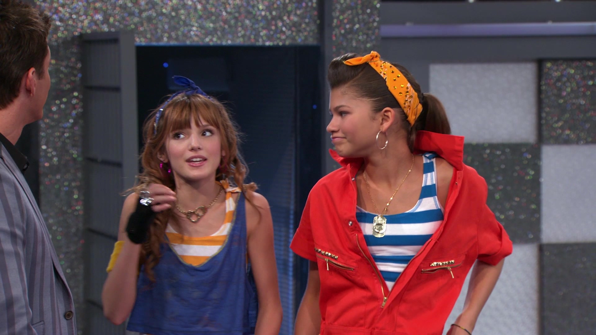 Shake_It_Up_S01E07_1080p_BTD_000347.jpg