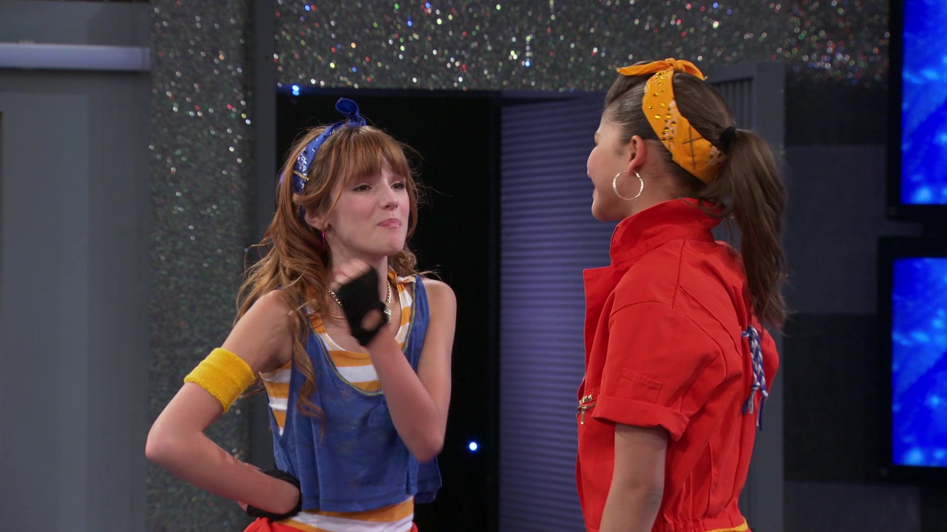 Shake_It_Up_S01E07_1080p_BTD_000399.jpg