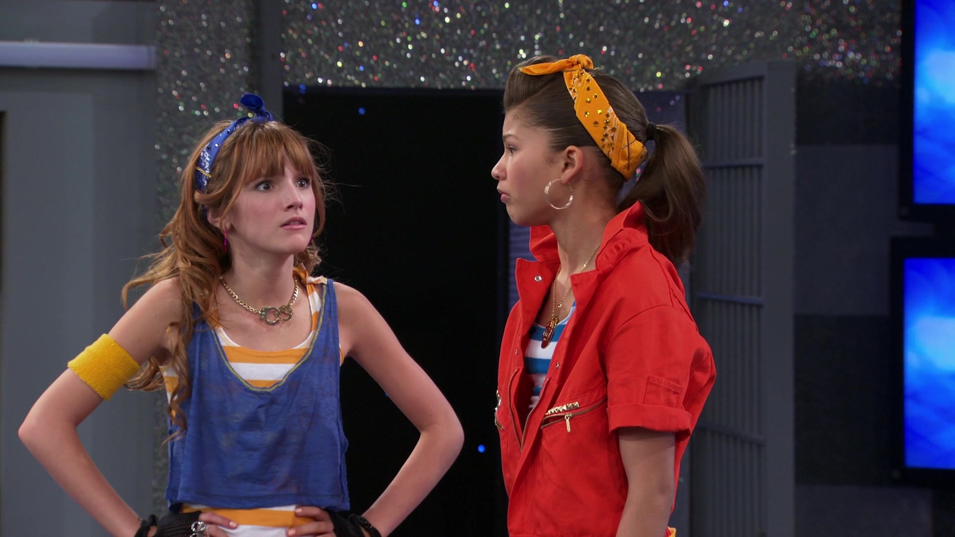 Shake_It_Up_S01E07_1080p_BTD_000410.jpg